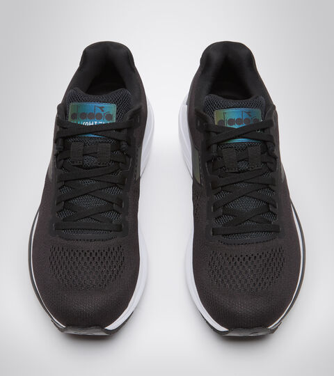MYTHOS BLUSHIELD 7 VORTICE HIP W, NEGRO/BLANCO (C7406) Zapatillas de running - Hombre MYTHOS BLUSHIELD 7 VORTICE HIP W NEGRO/BLANCO (C7406) - Diadora