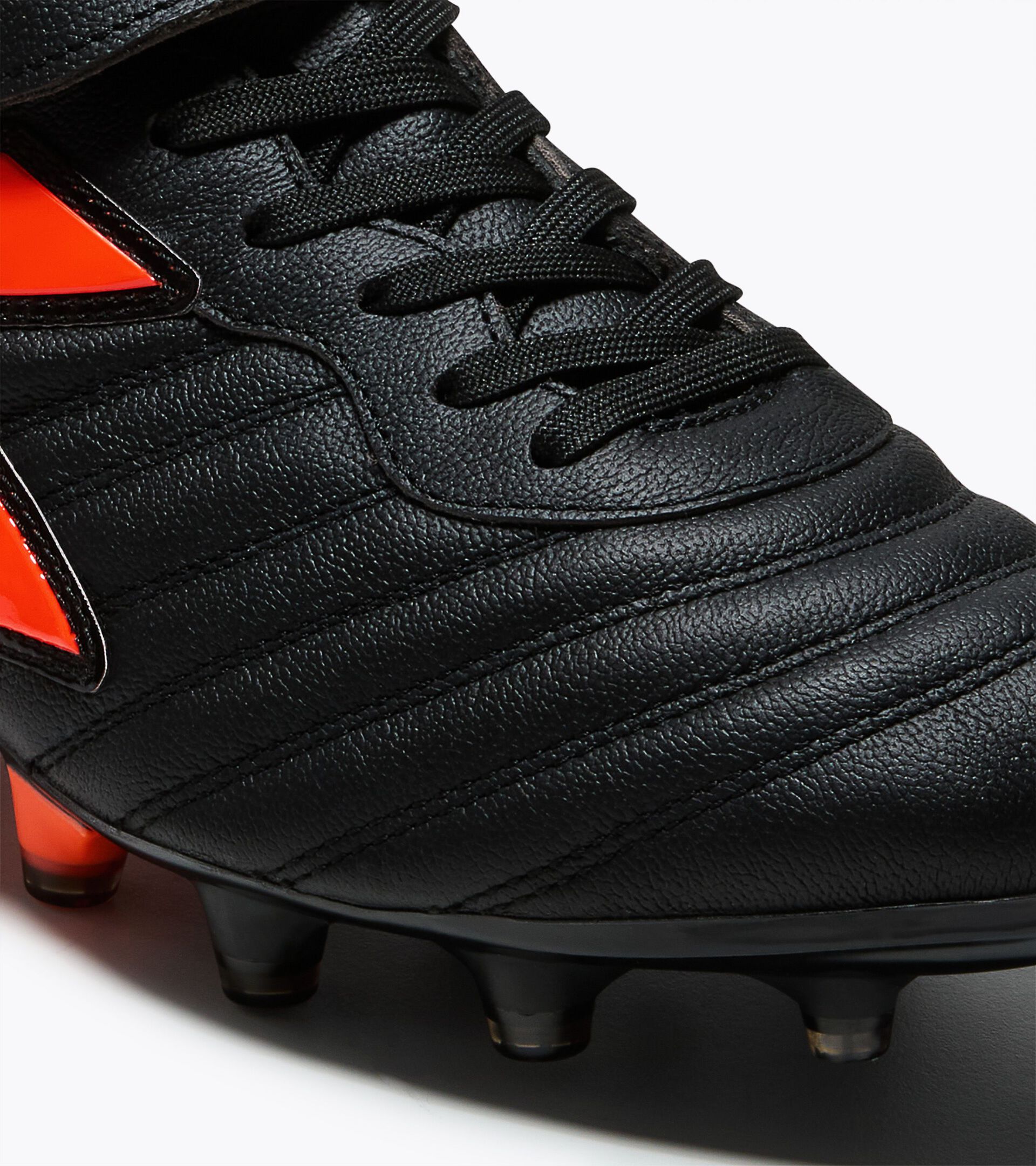 Jubil&auml;ums-Fu&szlig;ballschuh - Made in Italy - F&uuml;r alle Geschlechter BRASIL NOVE ELITE ITALY FG NERO/ROSSO FLUO - Diadora