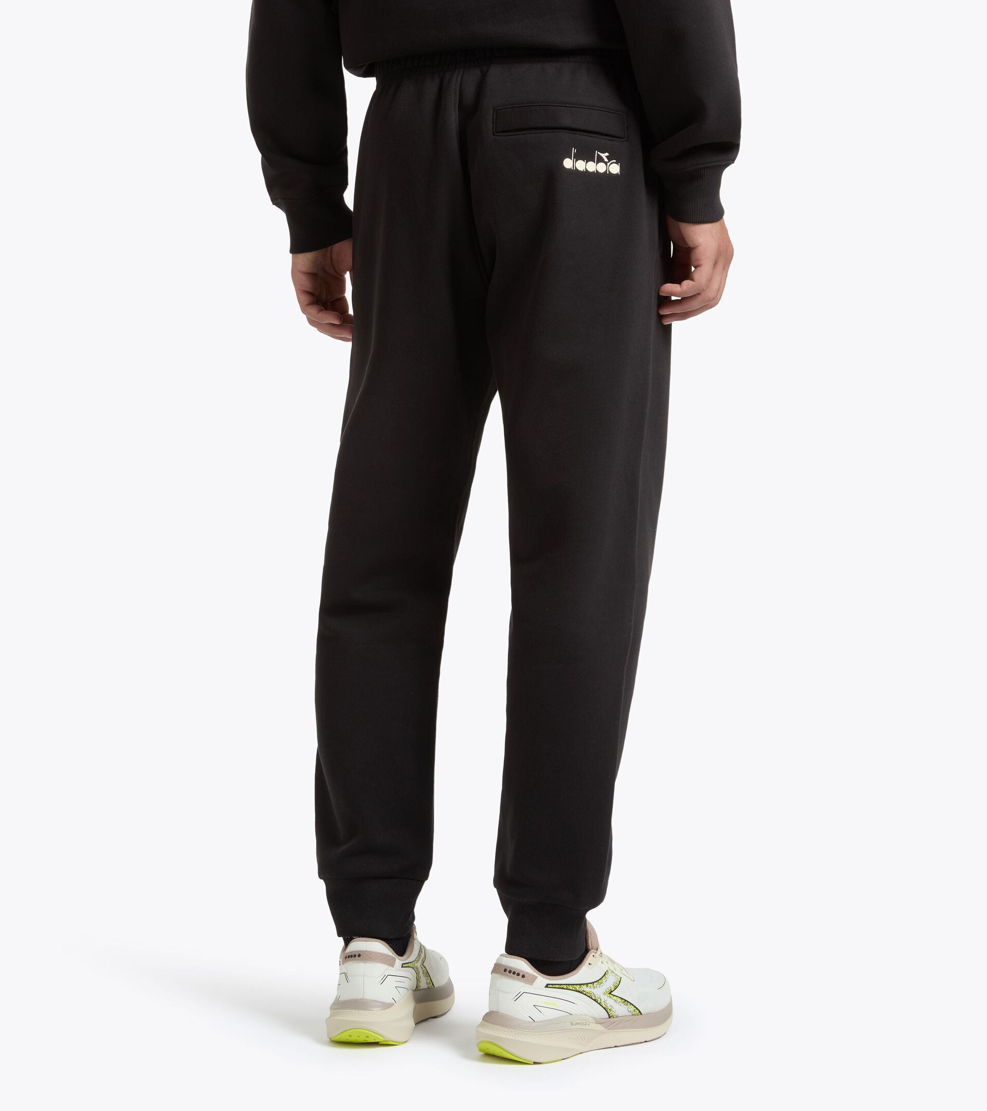 Pantaloni sportivi - Run Valley - Per ogni genere PANTS RUN CREW (BR) NERO - Diadora