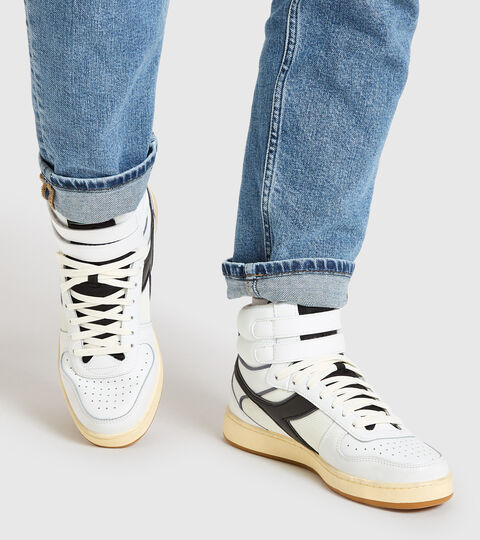 MAGIC BASKET MID ICONA, BLANC/NOIR (C0351). Chaussures de sport - Unisexe MAGIC BASKET MID ICONA BLANC/NOIR (C0351). - Diadora