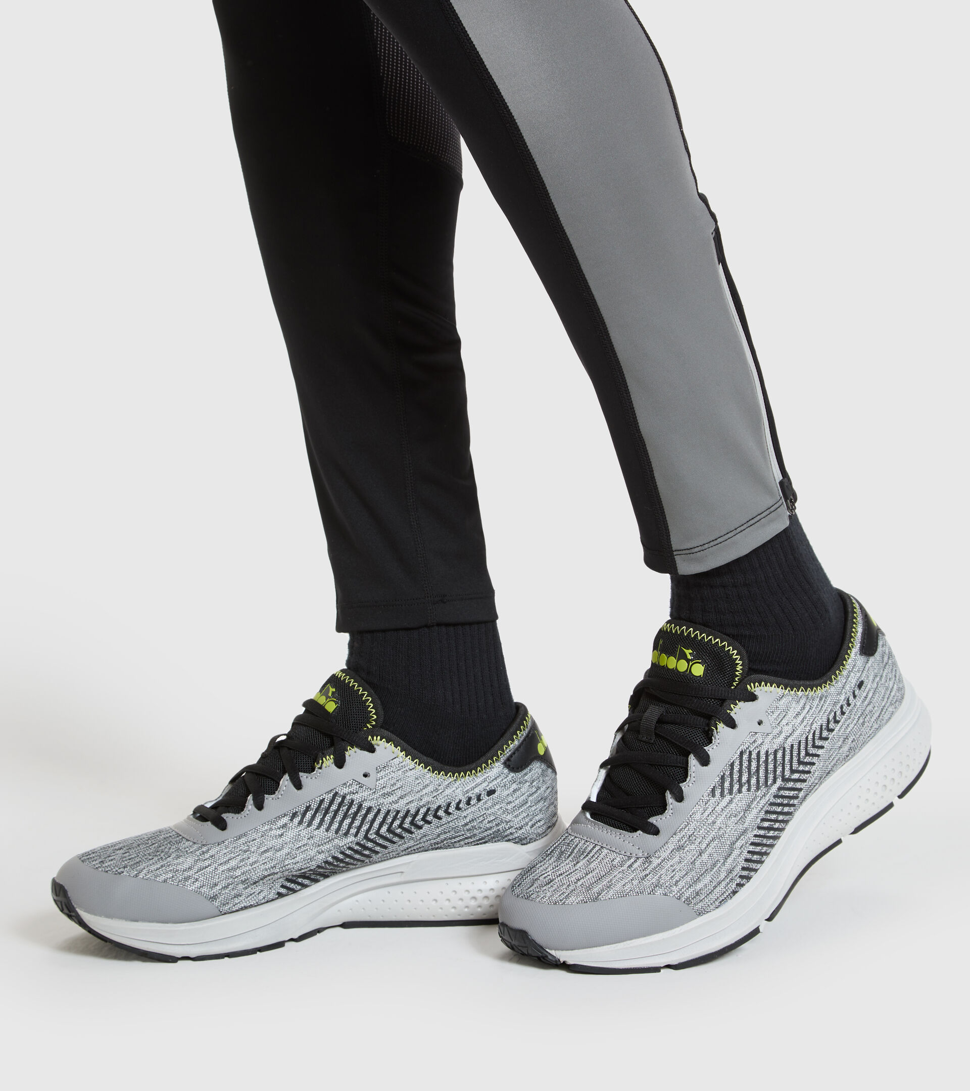 Sports shoes - Men PASSO STEEL GRAY/BLACK - Diadora
