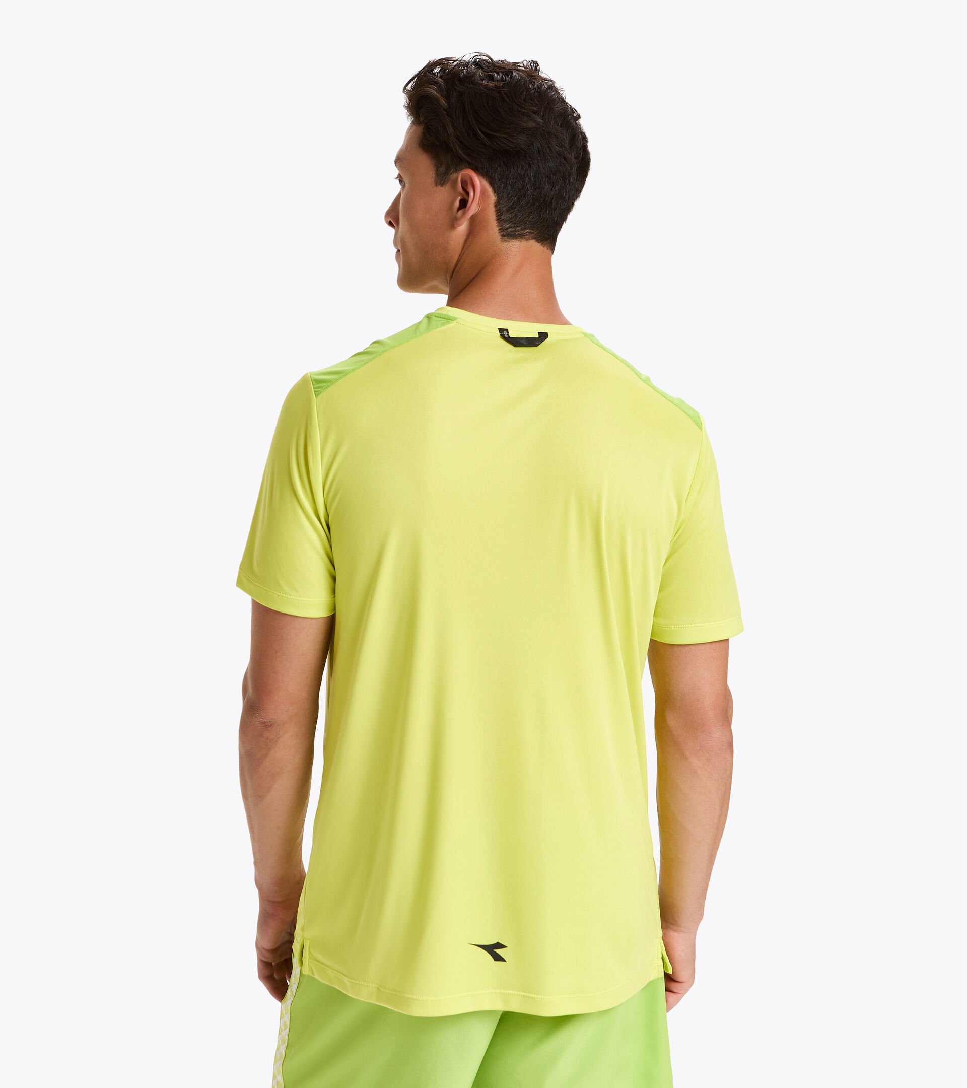 Apparel Sport UOMO SS T-SHIRT CHALLENGE VERDE SORGENTE Diadora