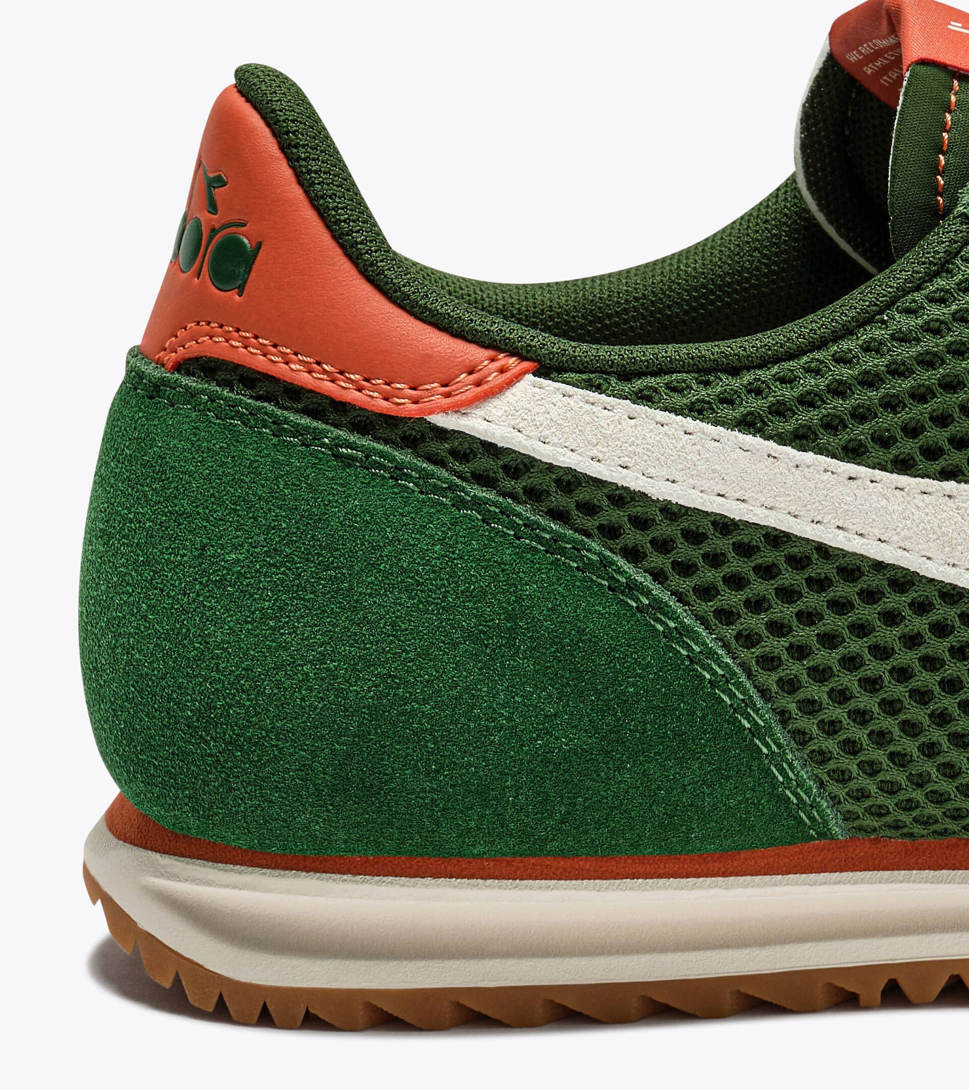 Sneakers en daim au profil bas - Pour tous les genres  CROSS MESH VERT EDEN - Diadora