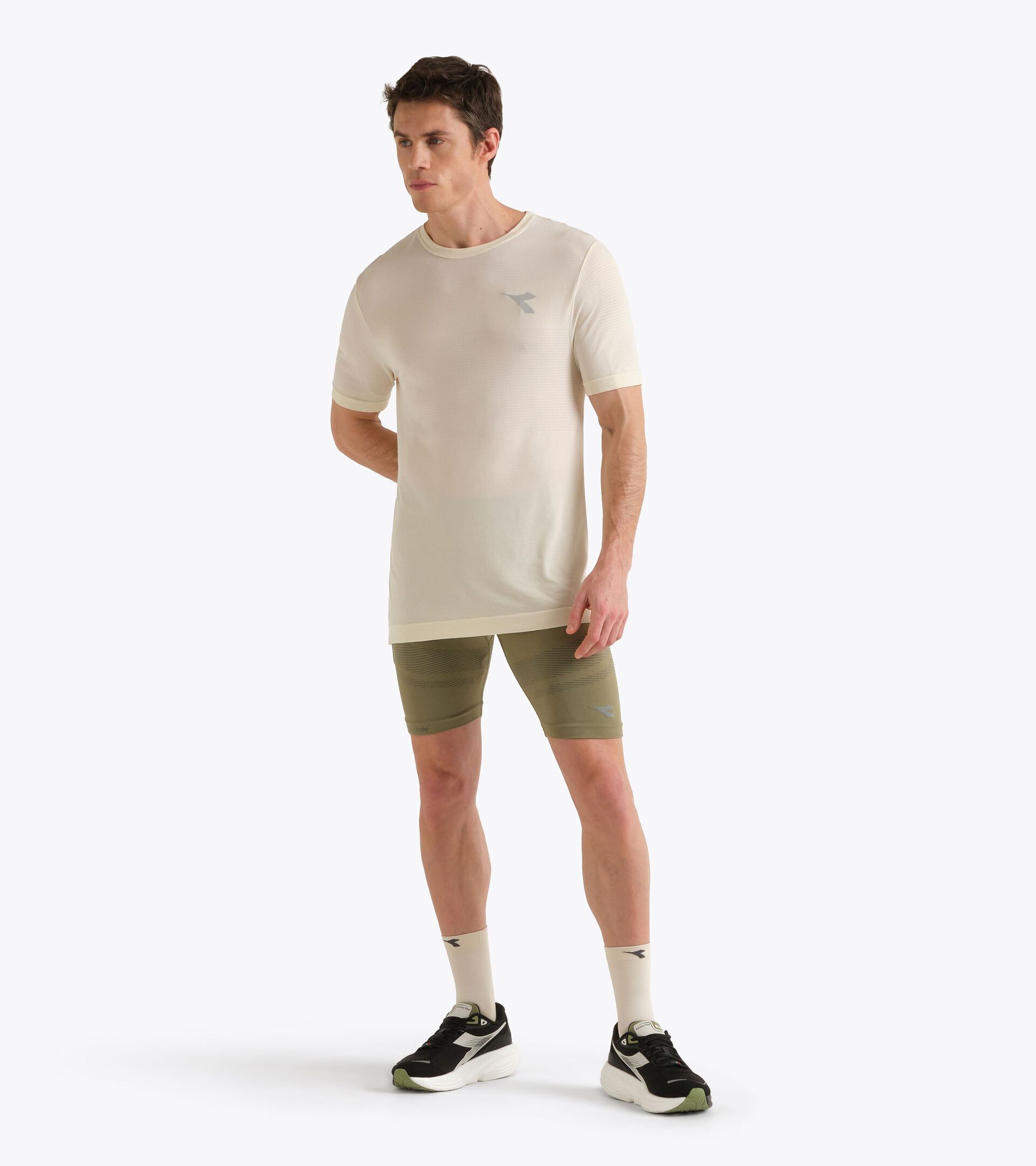 Technical shorts for temperature control -  Running - Men&rsquo;s SHORTS STRATOUNO SAGE GREEN - Diadora