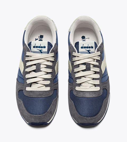 Sporty sneakers - All-Gender CAMARO INSIGNIA BLUE/GRAY PELICAN - Diadora
