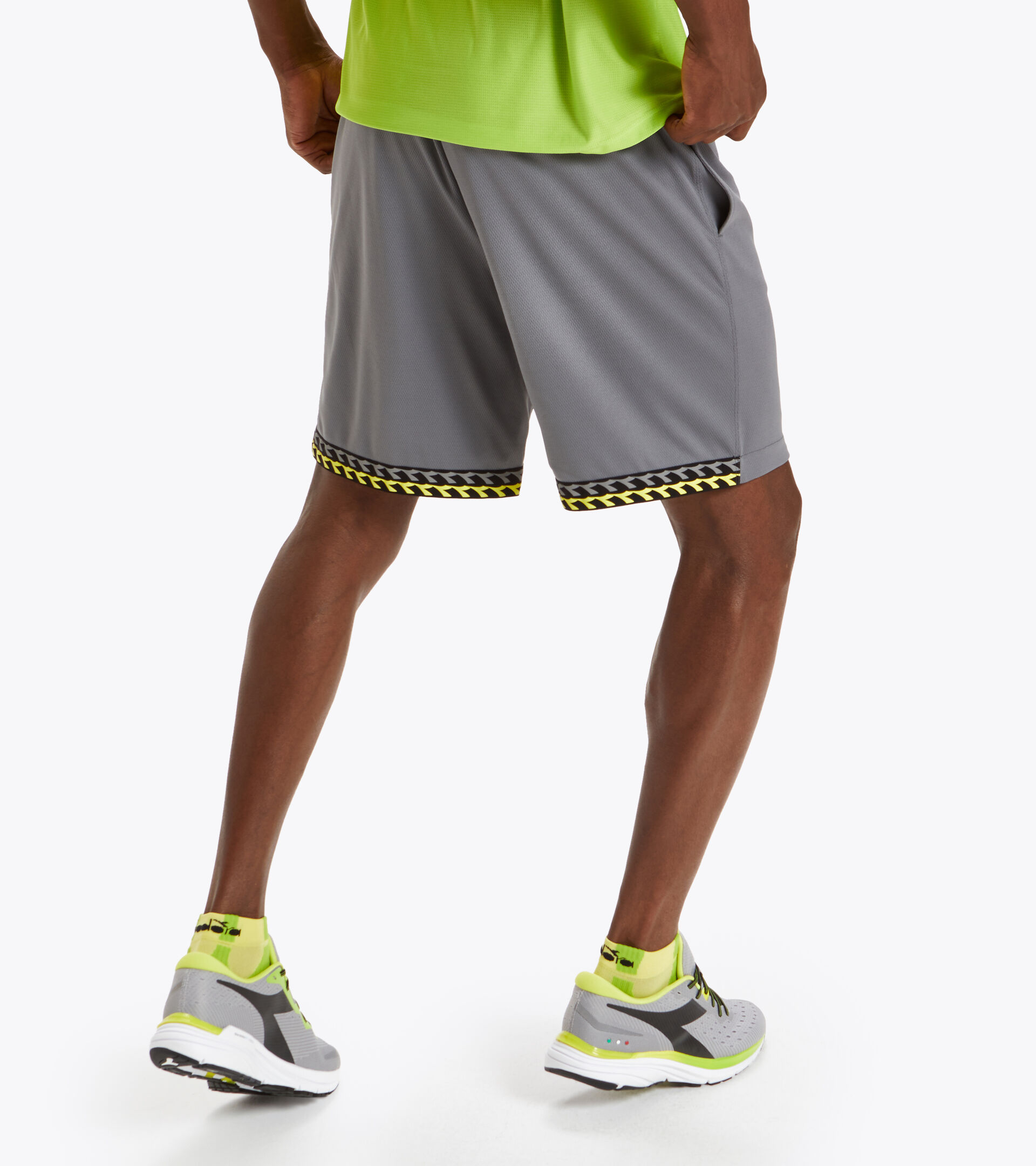 Double-face running shorts - Men BERMUDA REVERSIBLE BE ONE STEEL GRAY - Diadora