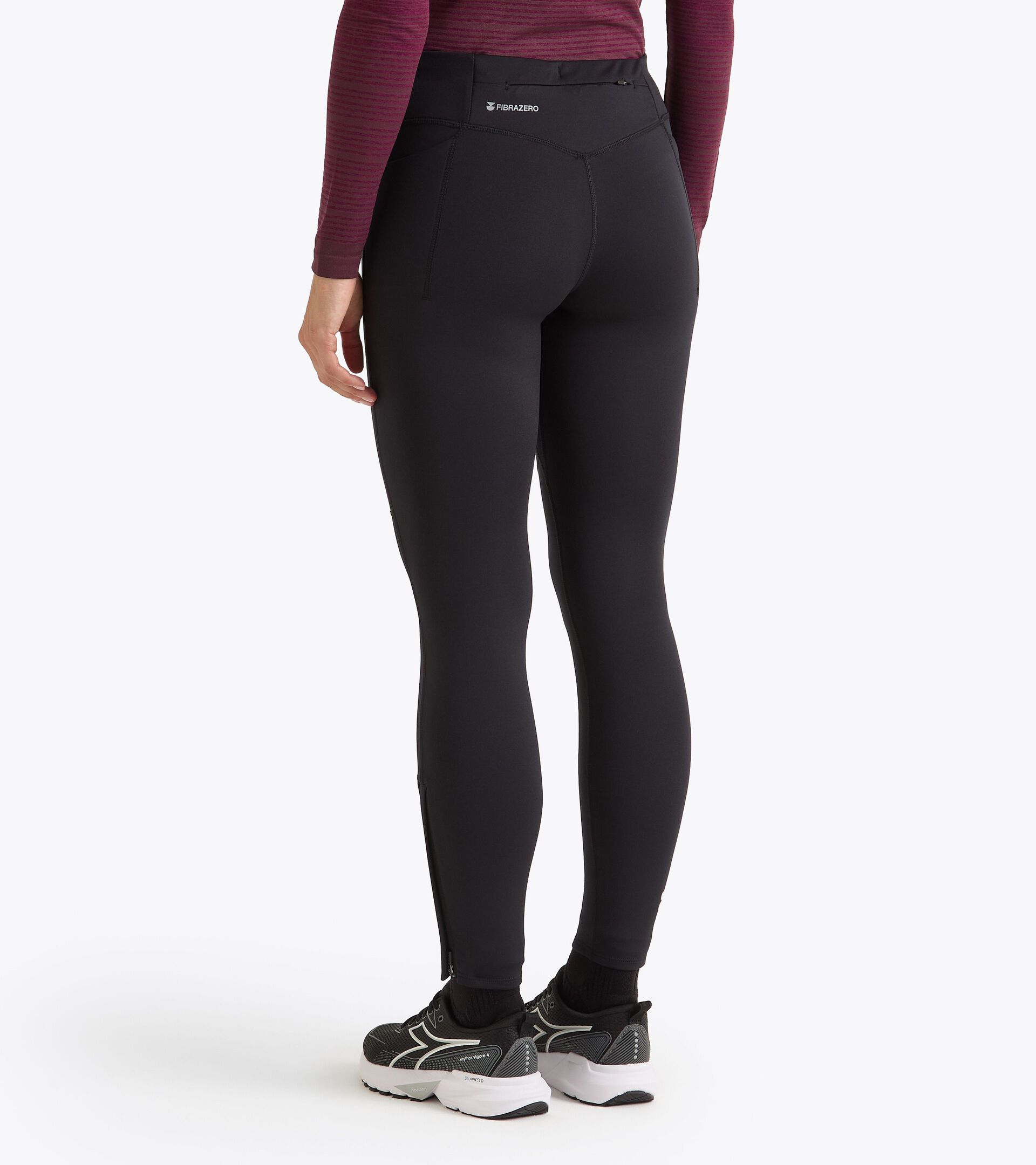 Mallas termorreguladoras con tejido FIBRAZERO - Winter Protection - Mujer L. RUN TIGHTS WINTER PROTECTION NEGRO - Diadora