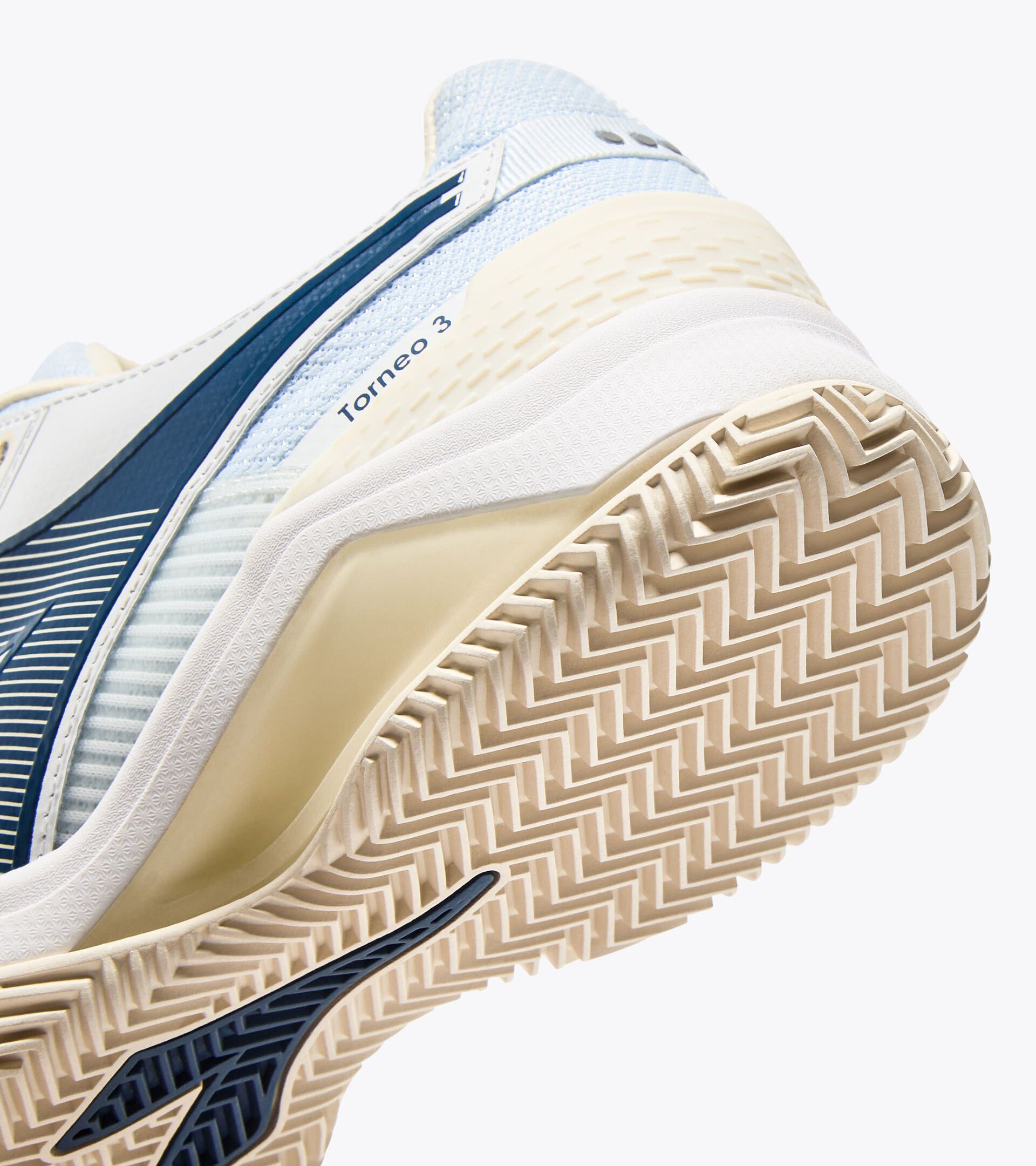 Tennis shoe for clay courts - Protection and cushioning - Men&rsquo;s BLUSHIELD TORNEO 3 CLAY WHT/ENSIGN BLUE/WHISPER WHT - Diadora
