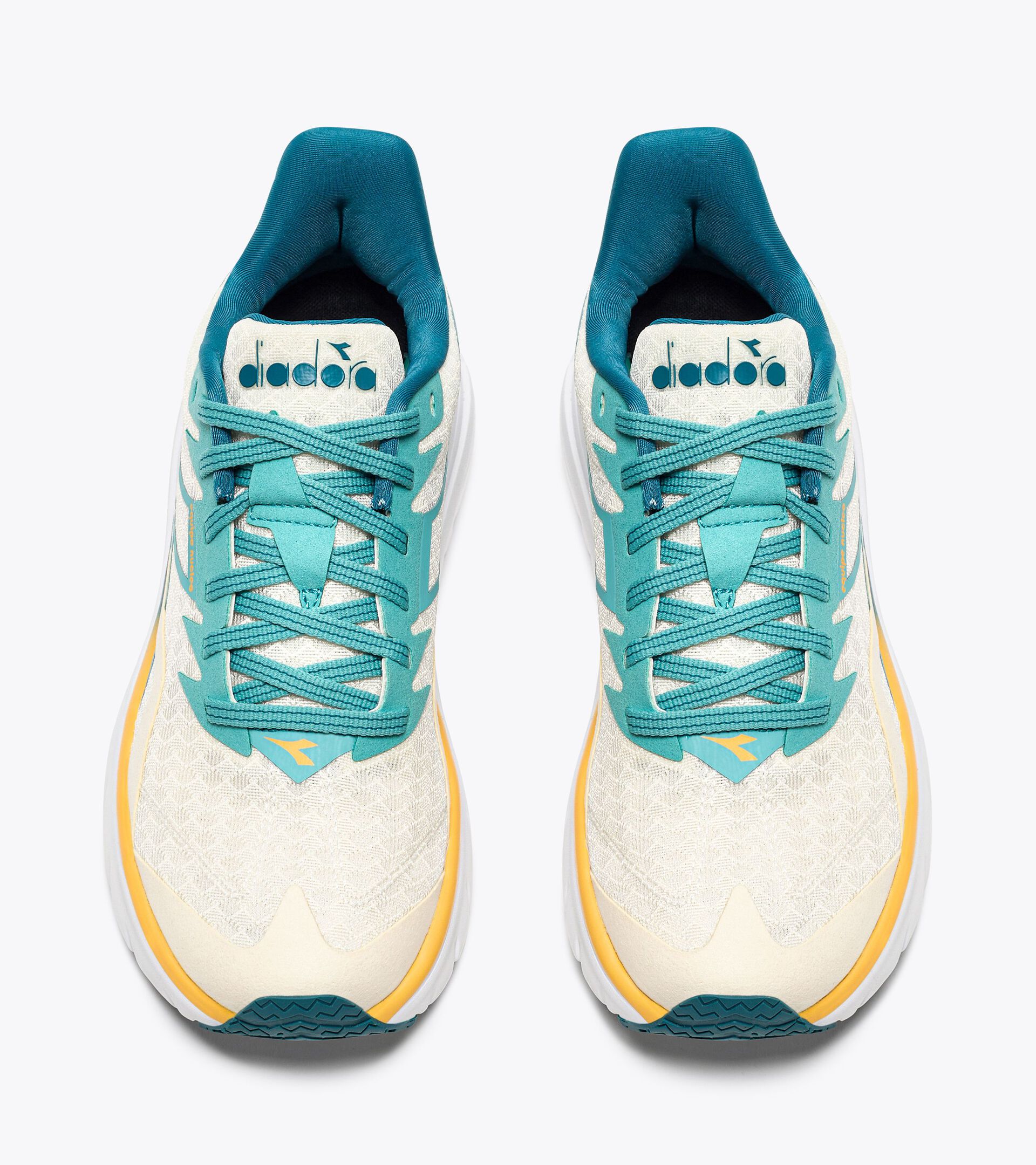 Running shoes - Women EQUIPE NUCLEO W WHISPER WHITE/DUSTY TURQUOISE - Diadora