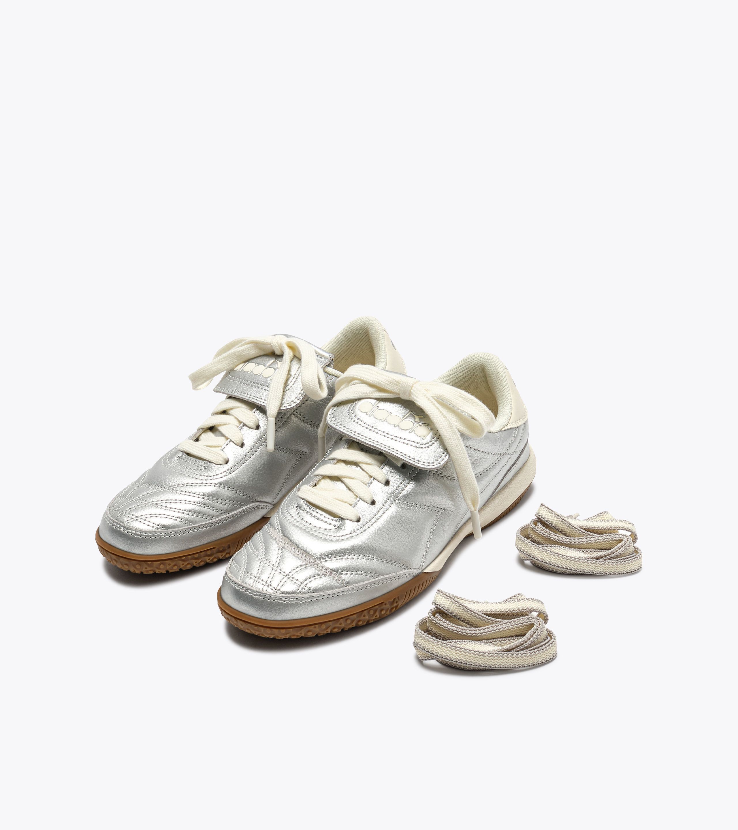 Diadora: Shoes, Clothing and Accessories JP