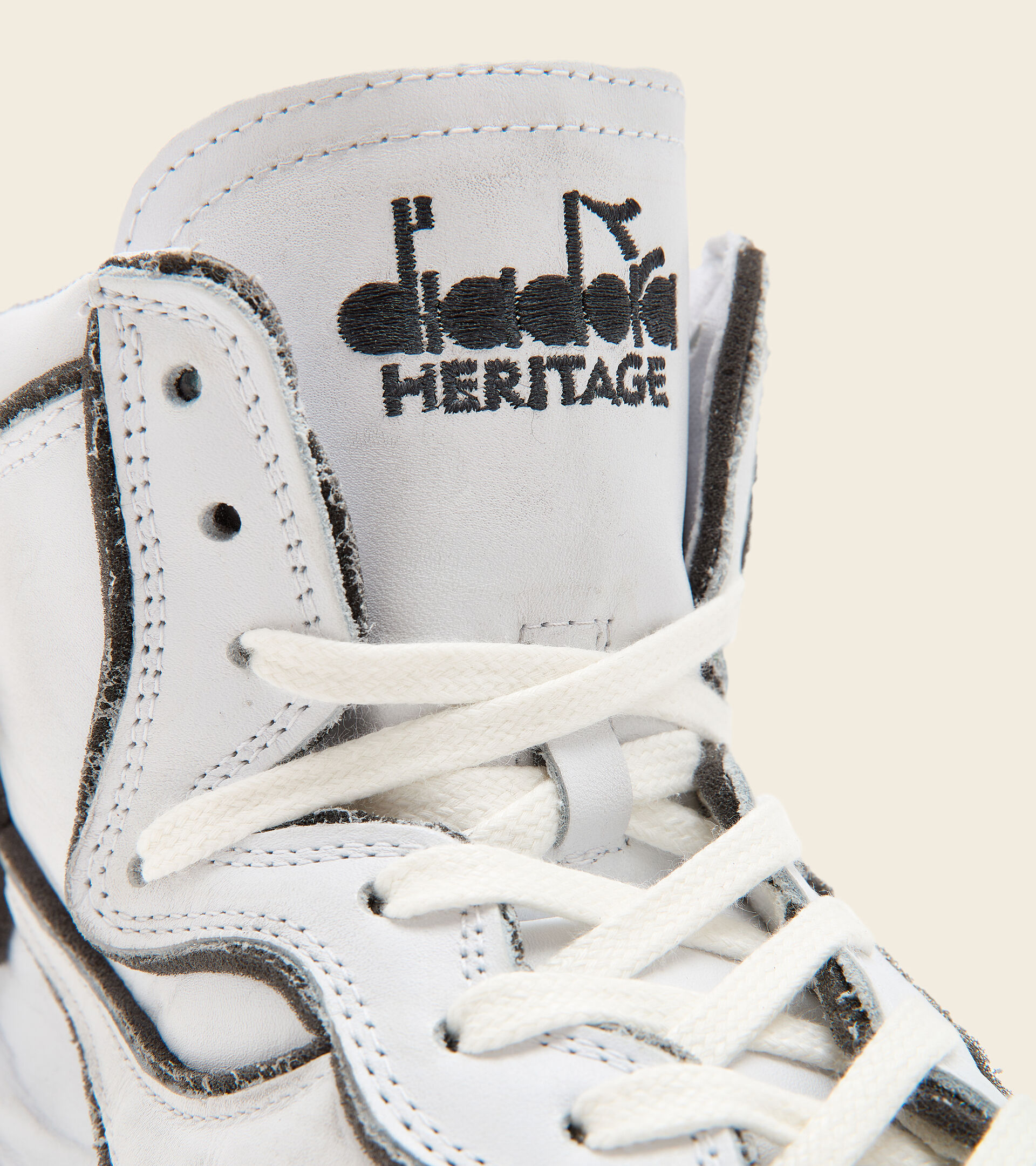 Heritage shoes - Unisex MI BASKET FRAME USED WHITE/WHITE/BLACK - Diadora