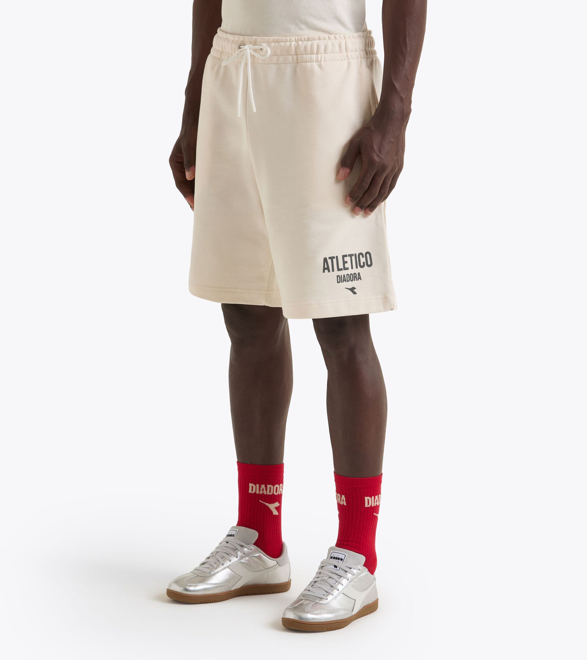 Pantalón corto Legacy de algodón grueso - Made in Italy - Para todos los géneros
 BERMUDA LEGACY ALYSSUM BLANCO - Diadora