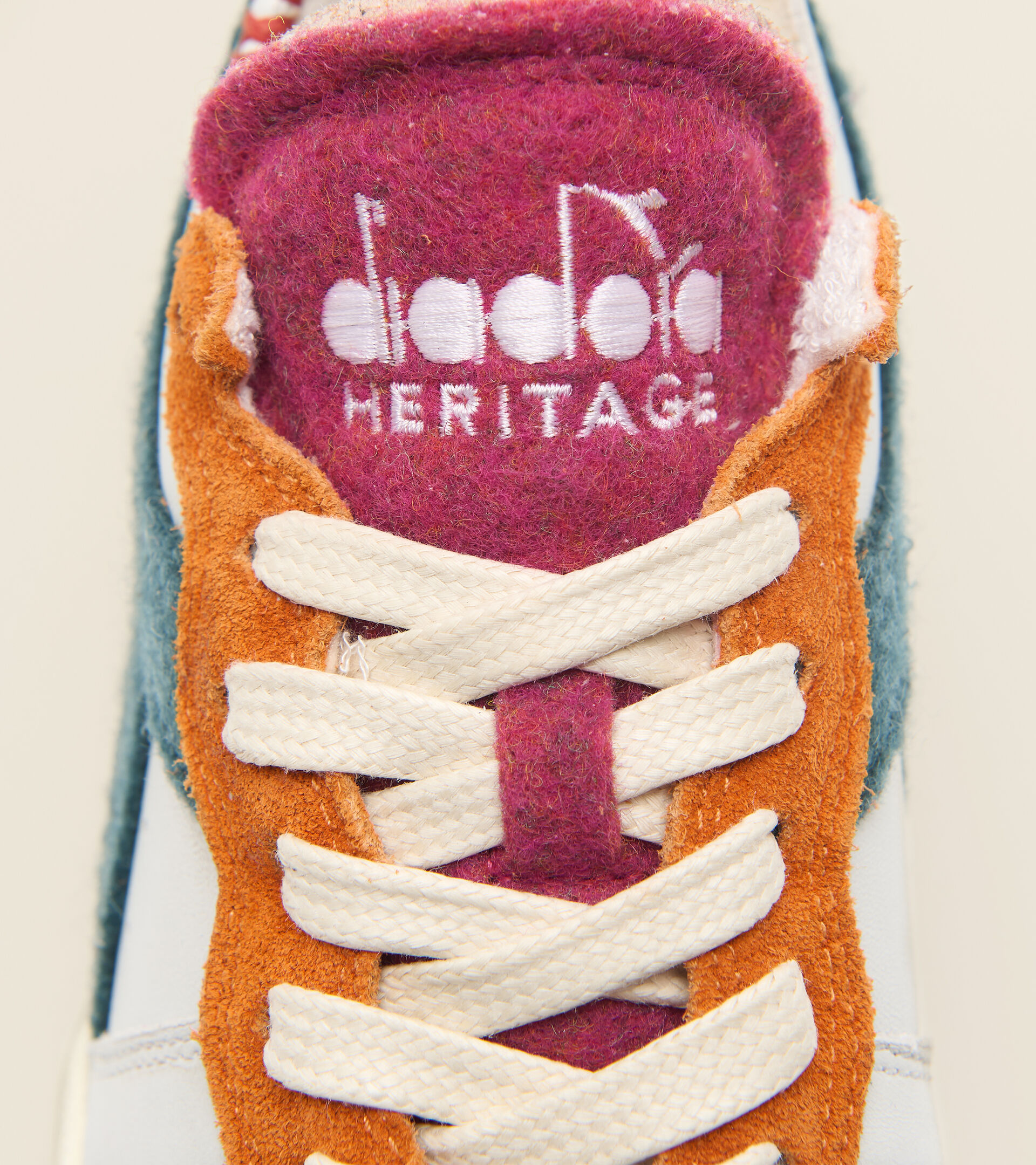 Heritage shoe - Unisex MI BASKET ROW CUT TENNIS WHITE/EDEN - Diadora