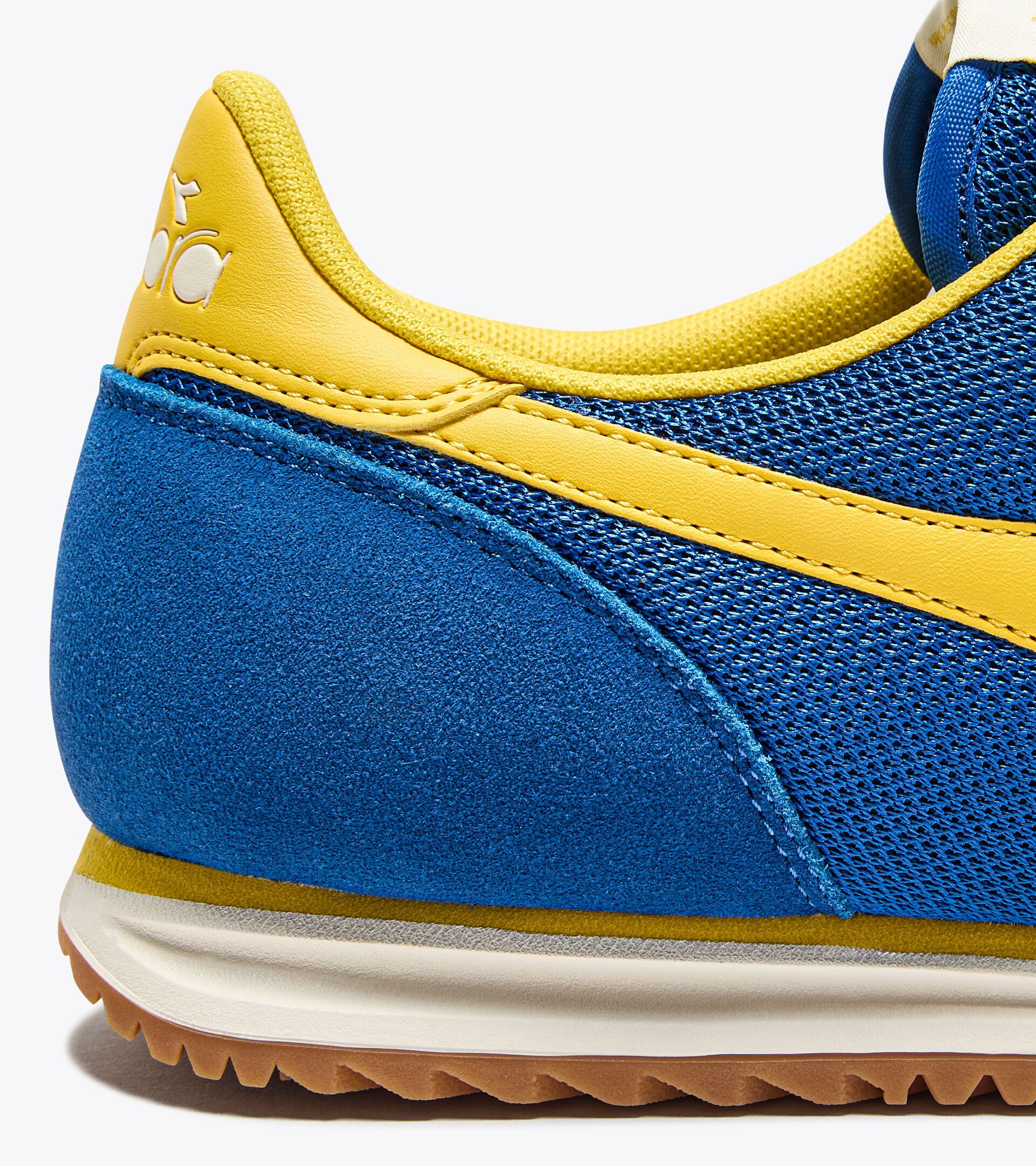 Low-profile suede sneaker - All-gender CROSS LAPIS BLUE - Diadora