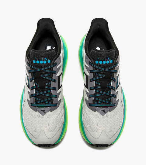 EQUIPE NUCLEO, SLVR DD/STEEL GRY/CARIBBEAN SE Running shoes - Men EQUIPE NUCLEO SLVR DD/STEEL GRY/CARIBBEAN SE - Diadora