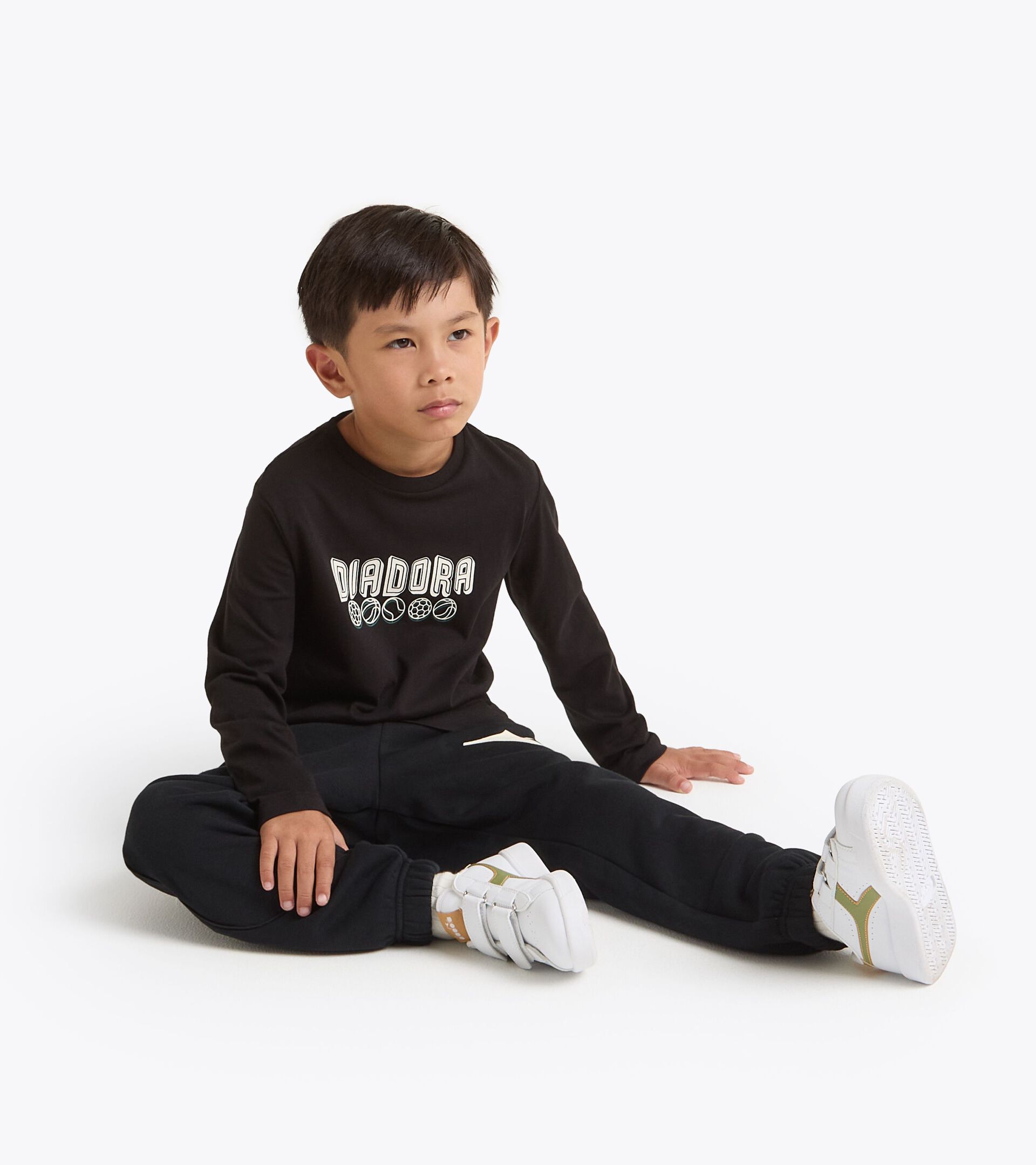 Cotton long-sleeved t-shirt - Boy 
 JB. T-SHIRT LS LOGO BLACK - Diadora