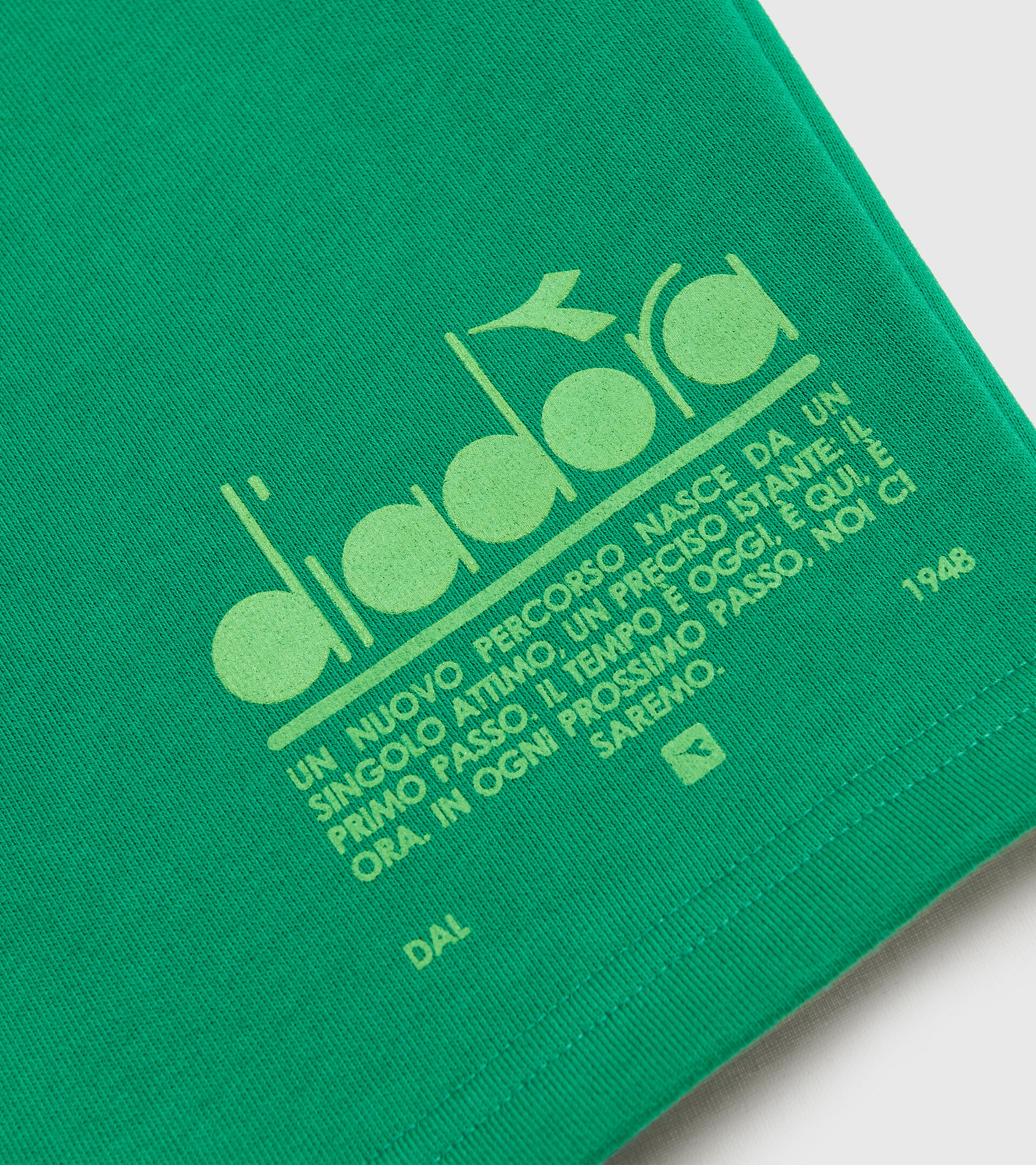 Organic cotton shorts - Unisex BERMUDA MANIFESTO JOLLY GREEN - Diadora