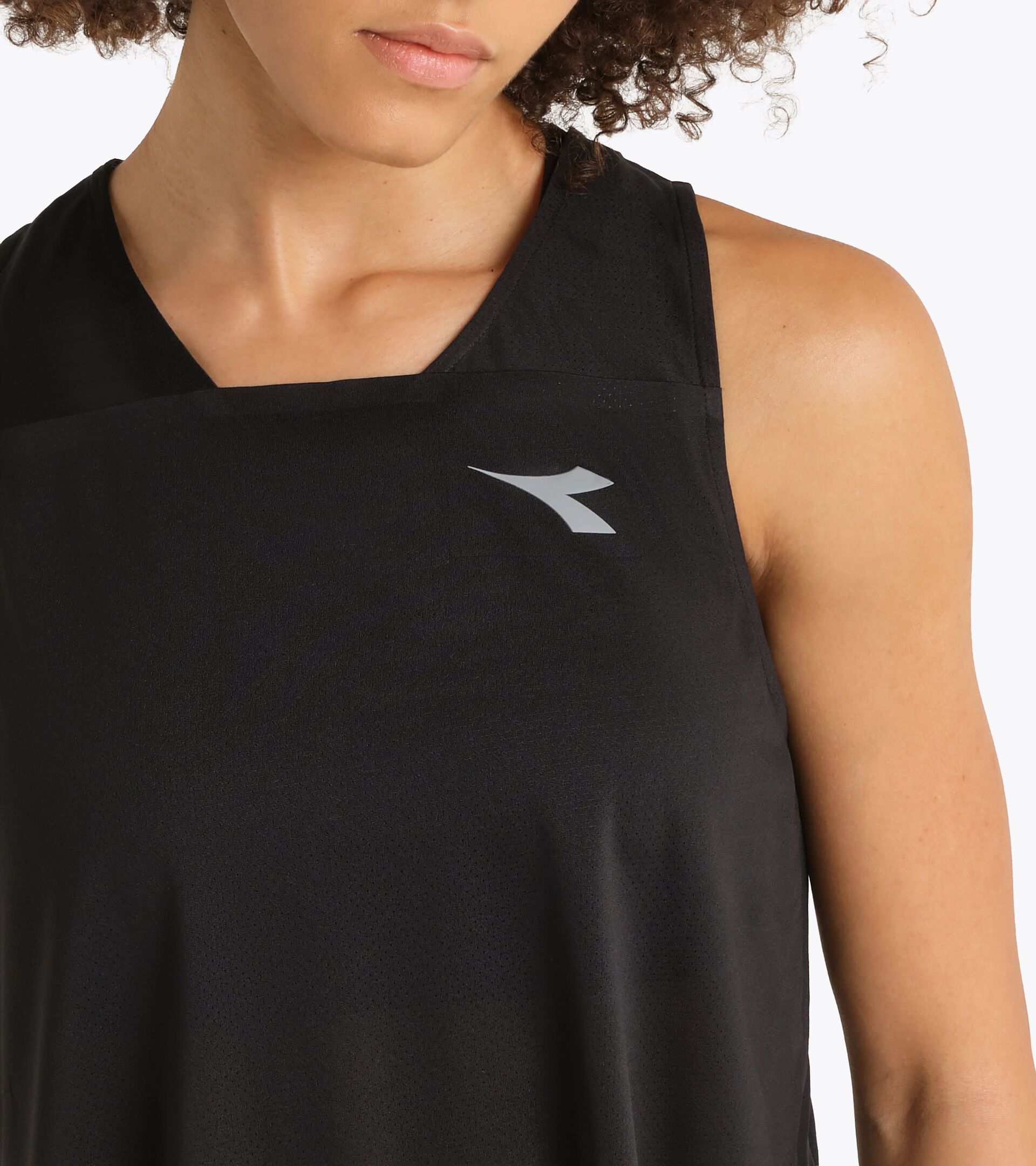 D&eacute;bardeur FIBRAZERO super l&eacute;ger  - Running - Femme
 L. TANK SUPER LIGHT FIBRAZERO NOIR - Diadora
