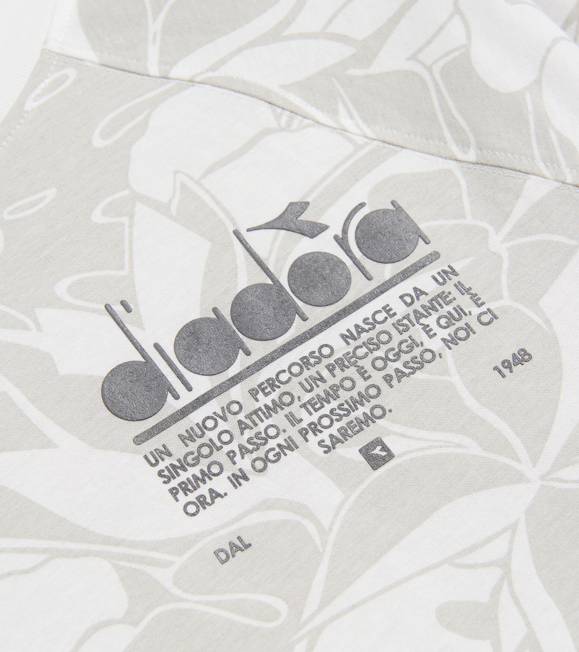 Organic cotton T-shirt - Women L. T-SHIRT SS CROP MANIFESTO OPTICAL WHITE - Diadora