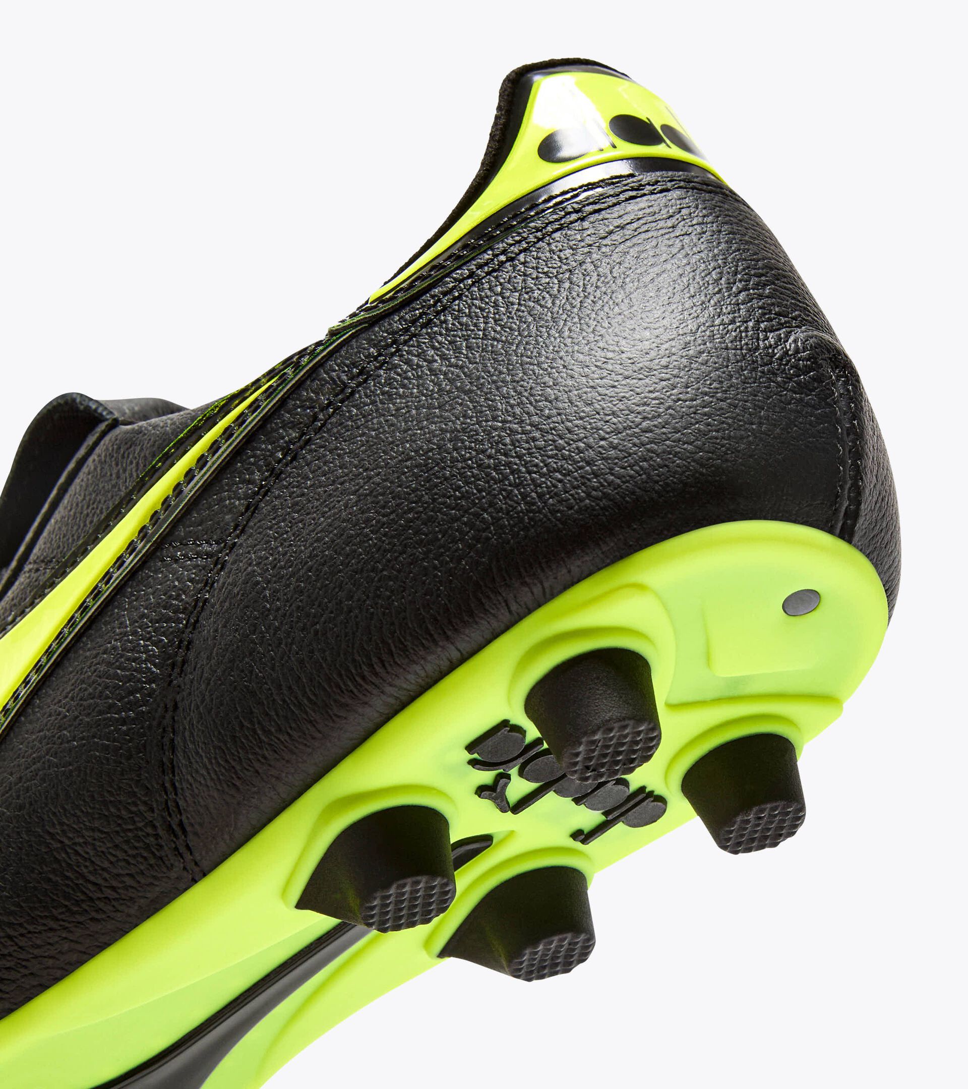 Made In Italy calcio shoe for firm grounds - All-gender BRASIL ICON ITA OG LT+ MDPU BLACK/FLUO YELLOW DIADORA - Diadora