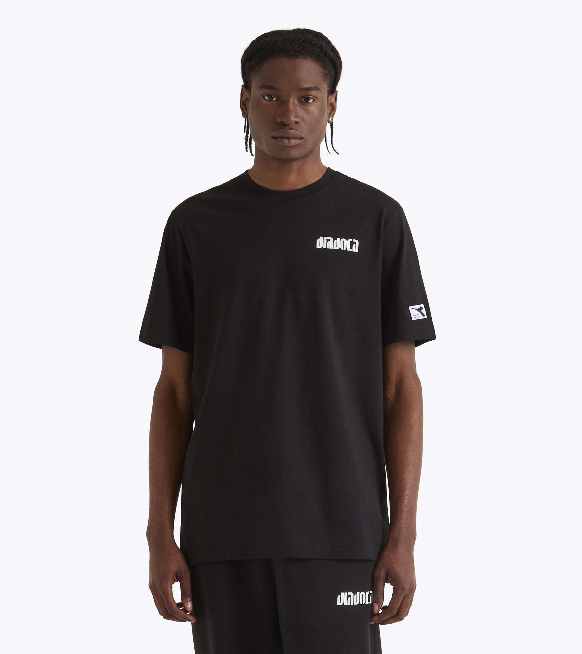 Cotton t-shirt - All-gender T-SHIRT SS ATHL. LOGO SL BLACK - Diadora