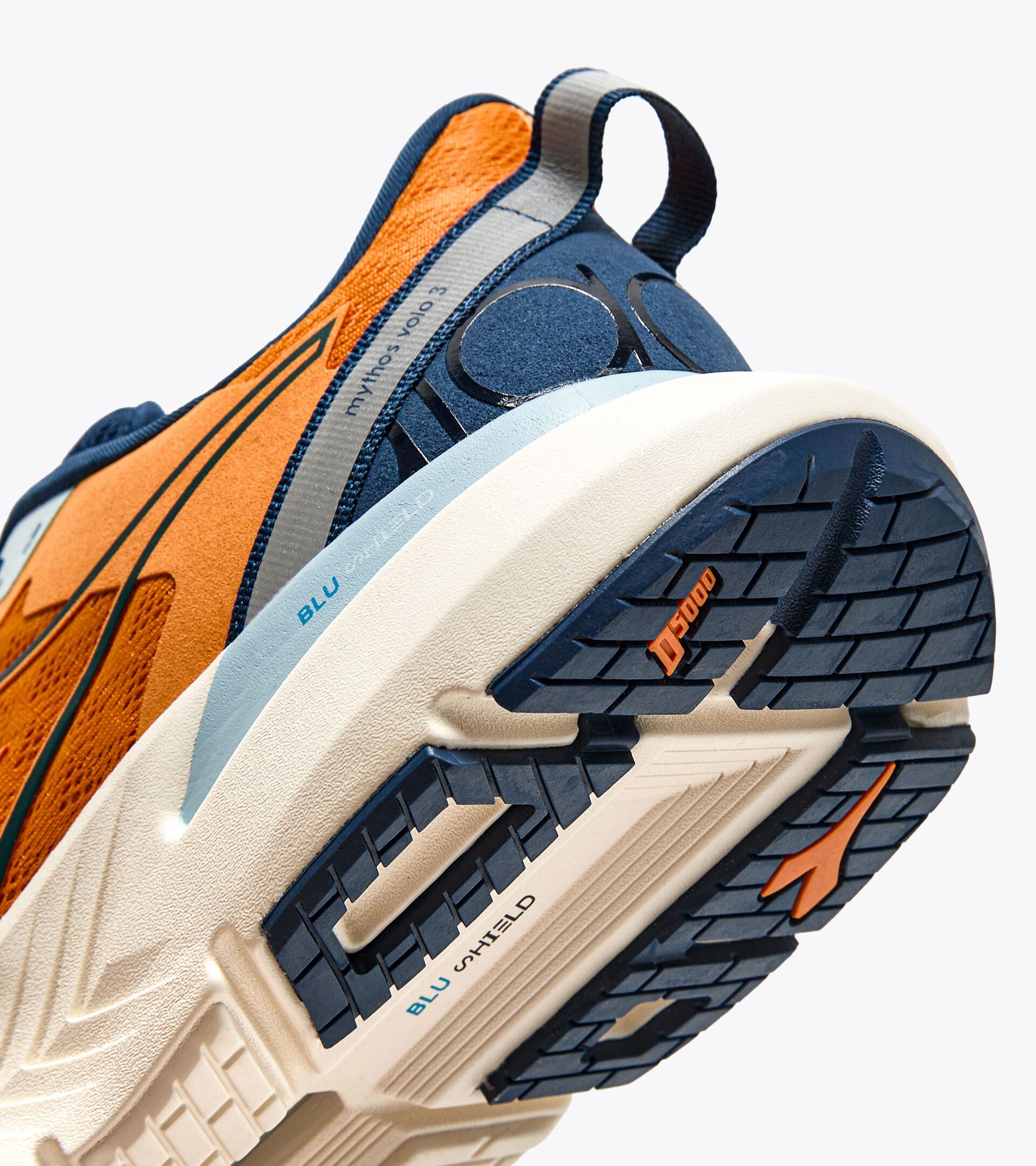 Chaussures de running - Homme MYTHOS BLUSHIELD VOLO 3 SOUCI BRILLANT/BL OPAL/BLCH MU - Diadora