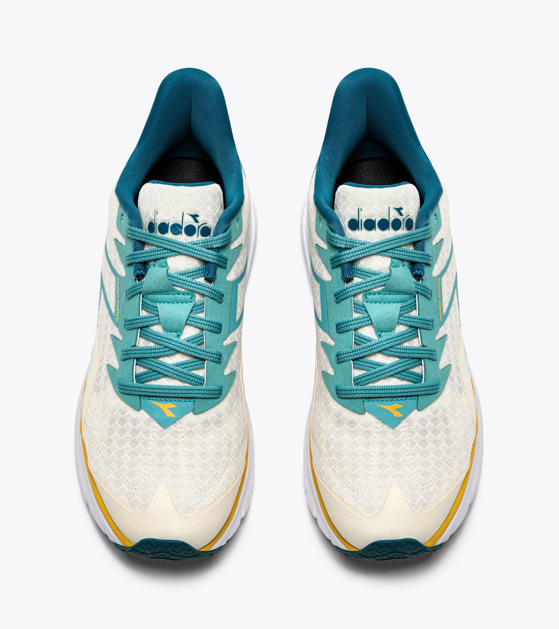 Wide fit running shoe - Cushioning and reactivity - Women’s
 EQUIPE NUCLEO WIDE W WHISPER WHITE/DUSTY TURQUOISE - Diadora