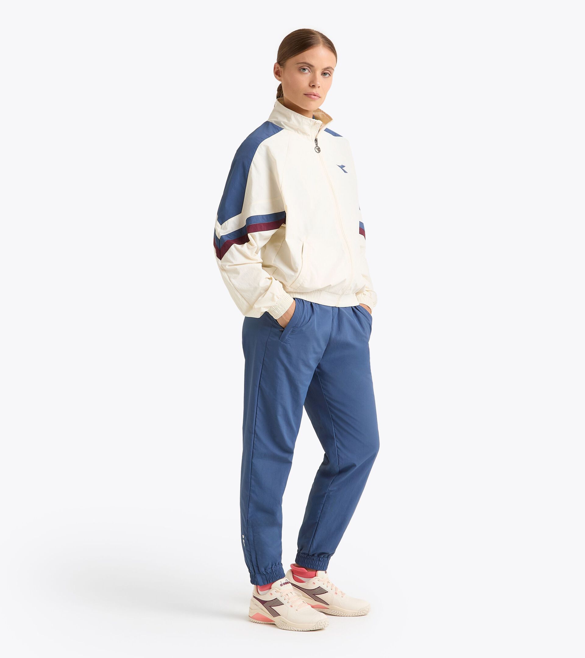 Surv&ecirc;tement de tennis en taslan - Comp&eacute;tition - Pour tous les genres U. TRACK PANTS MATCH BLEU INSIGNES - Diadora