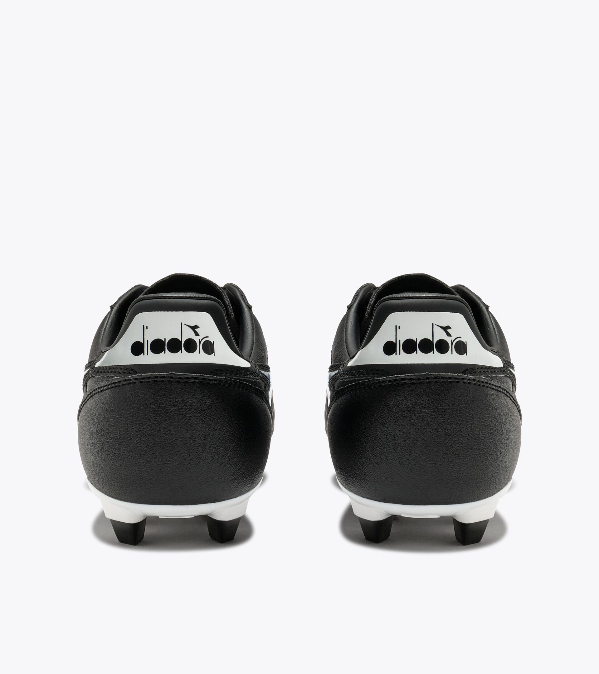 Calcio boots for firm grounds - Men&rsquo;s
 BRASIL ICON R LPU BLACK /WHITE - Diadora