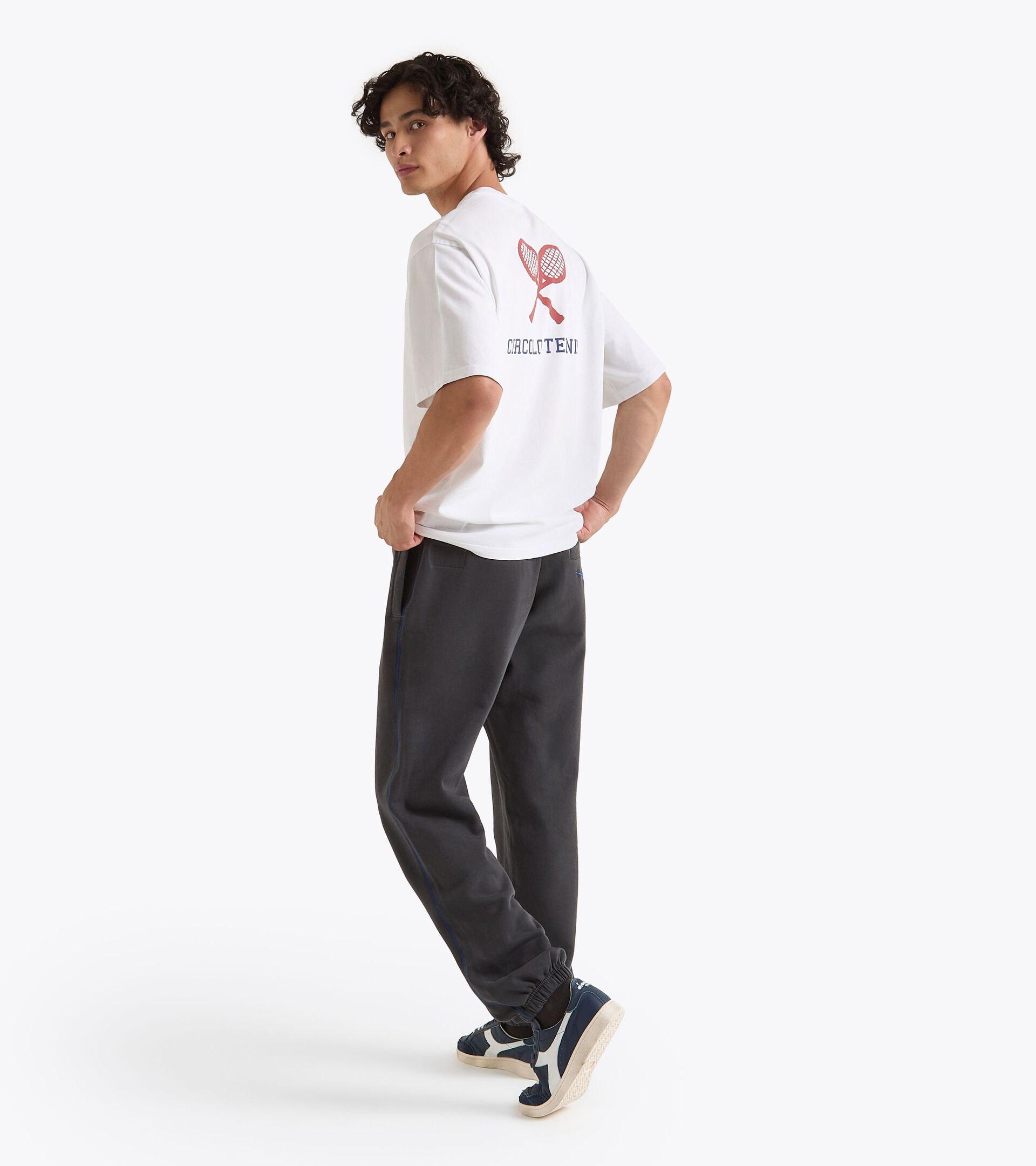 Camiseta Legacy con estampado de archivo - Para todos los géneros T-SHIRT SS LEGACY II BLANCO VIVO - Diadora