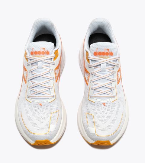 Running shoe - Stability and protection - Men&rsquo;s MYTHOS BLUSHIELD VIGORE V WHITE/NECTARINE - Diadora