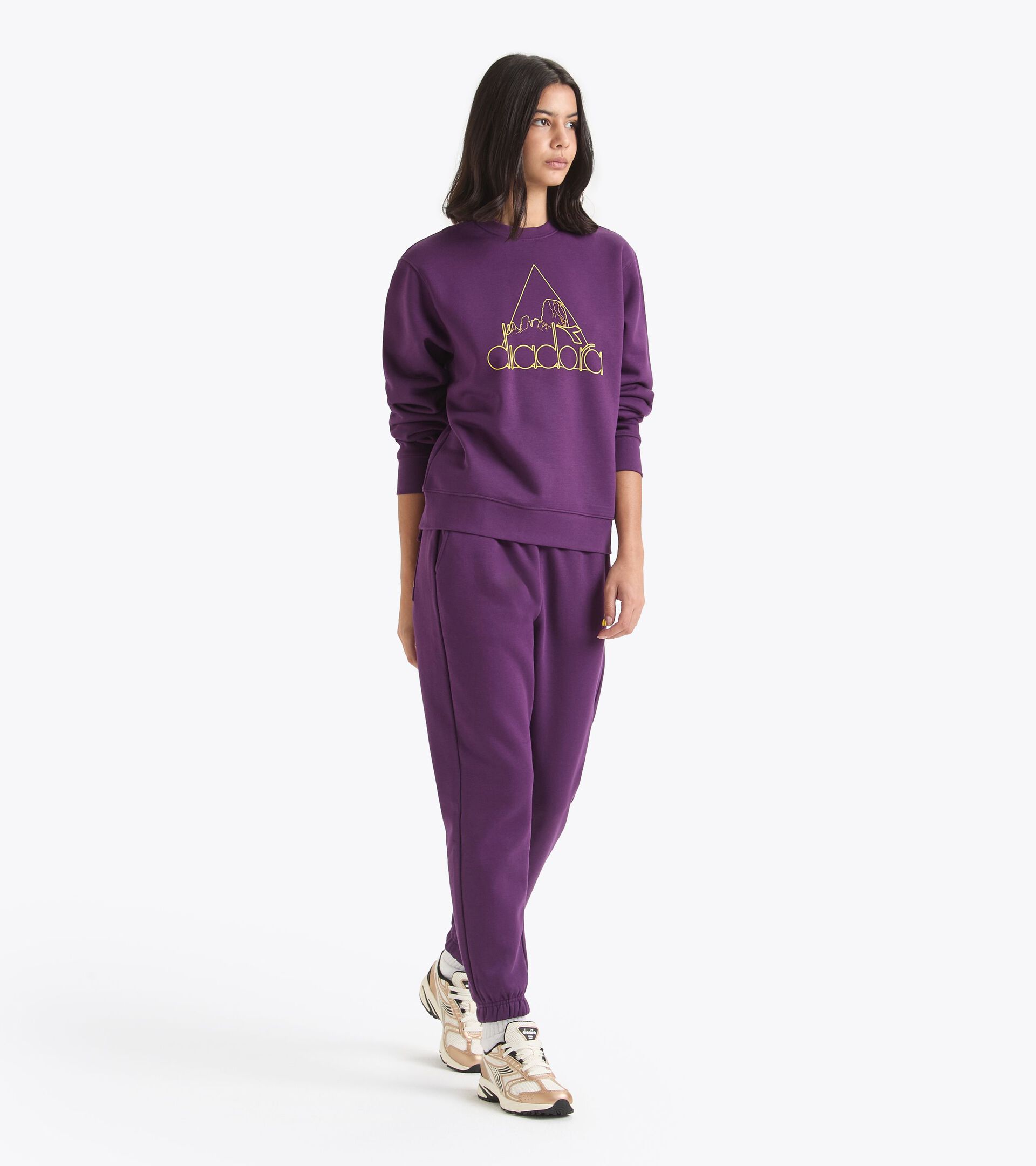 Sporty sweatshirt - All-Gender SWEATSHIRT CREW ROUTE VIOLET JEWEL - Diadora