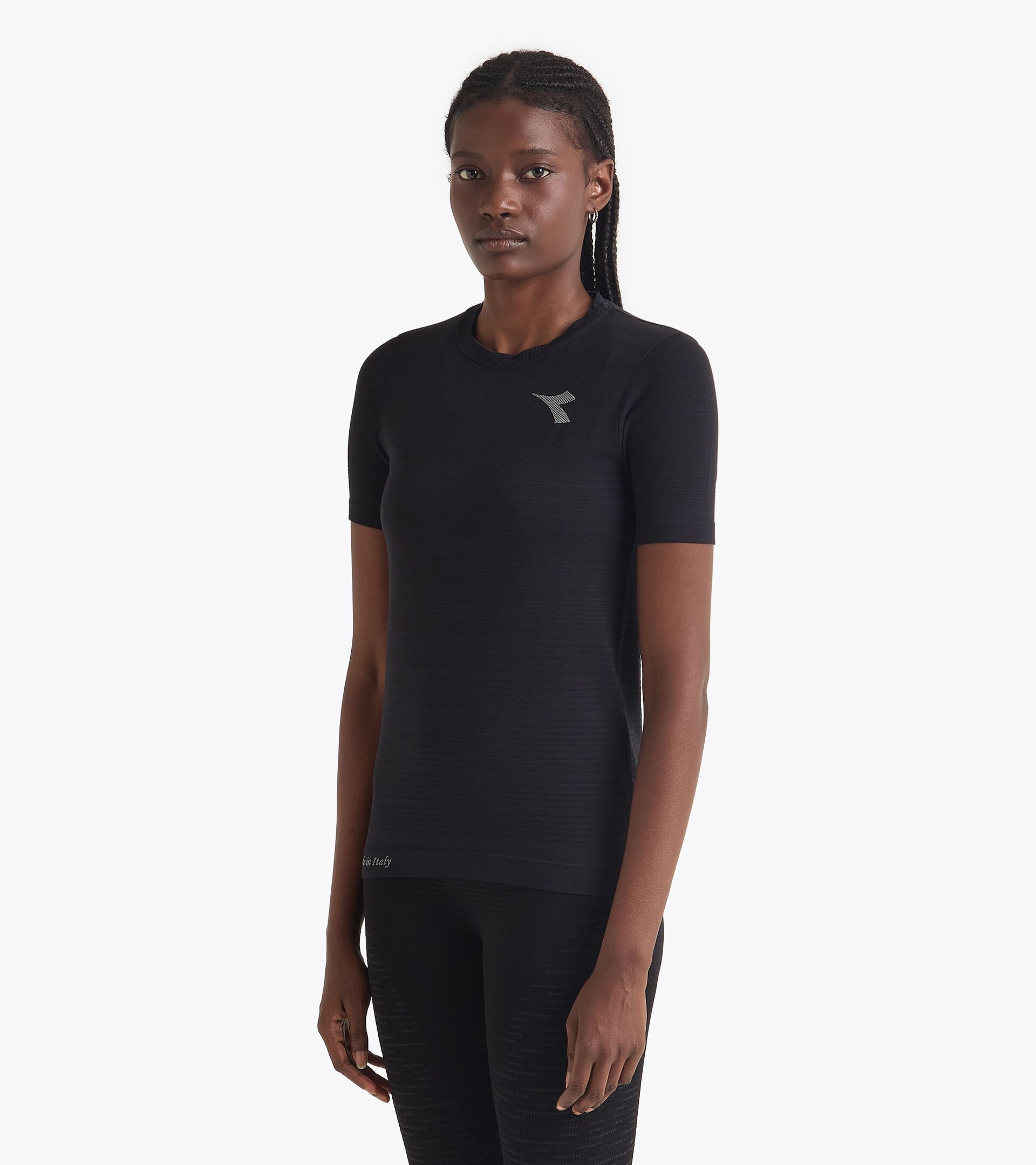 Technical t-shirt for temperature control - Running - Women’s L. SS T-SHIRT STRATOUNO BLACK - Diadora