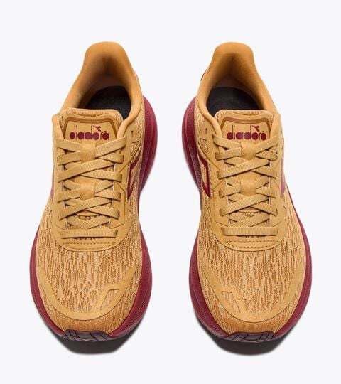 Running shoe - Comfort and stability - Women&rsquo;s NUCLEO 2 W HONEY YELLOW/RED DAHLIA - Diadora