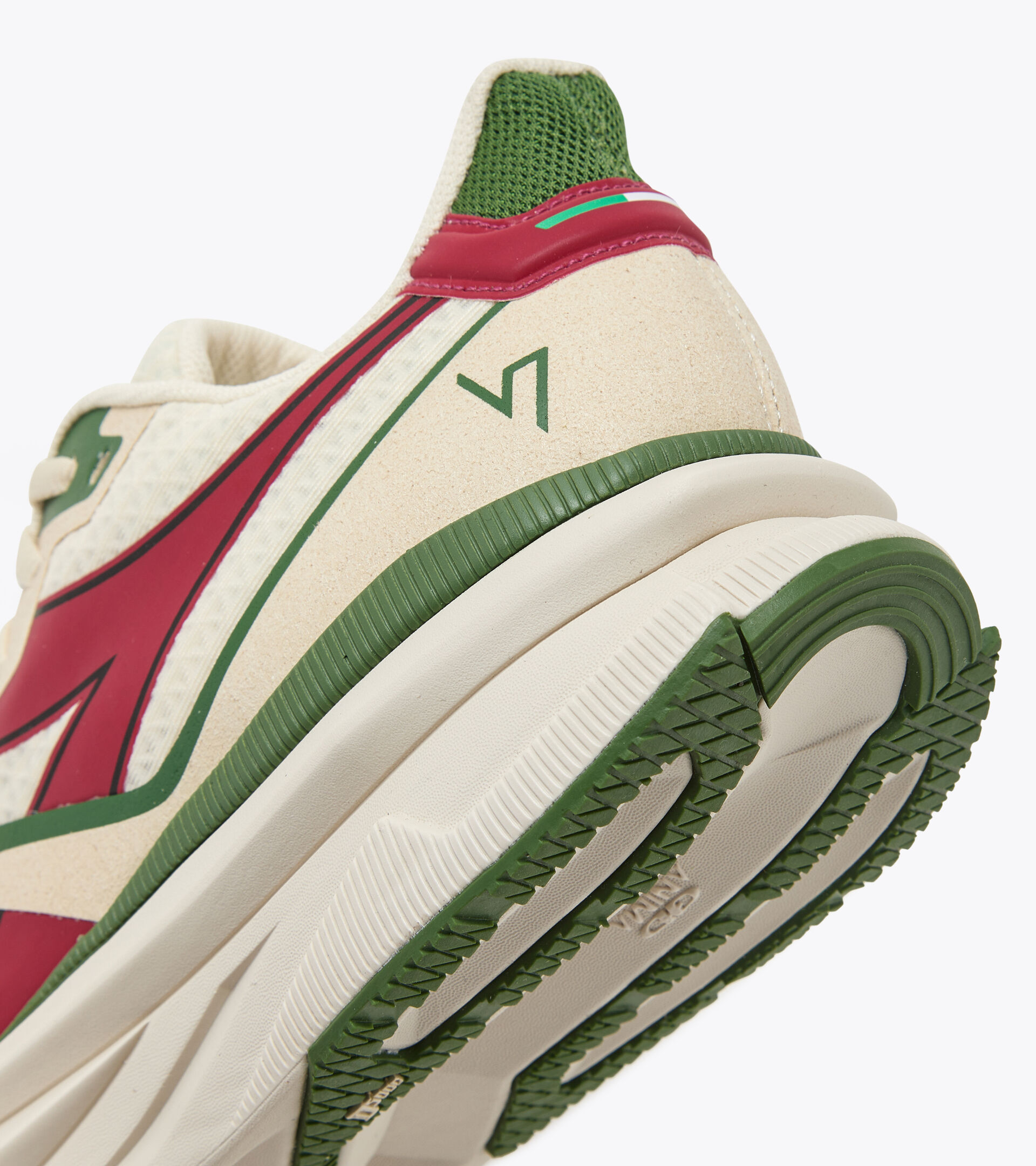 Laufschuh – Made in Italy - Unisex ATOMO V7000 END SAATPERLE BEIGE/ROT SALSA - Diadora