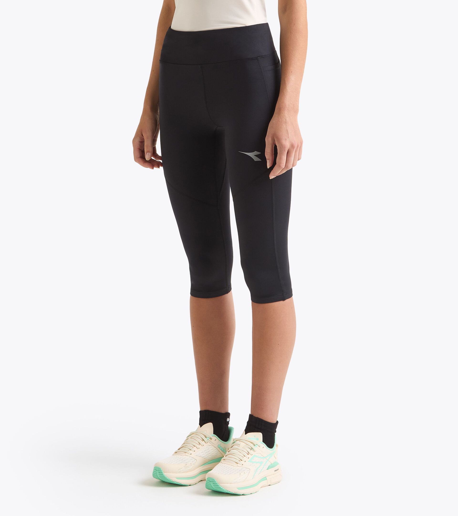 3/4 running tights - Women’s L. 3/4 TIGHTS RUN CREW BLACK - Diadora