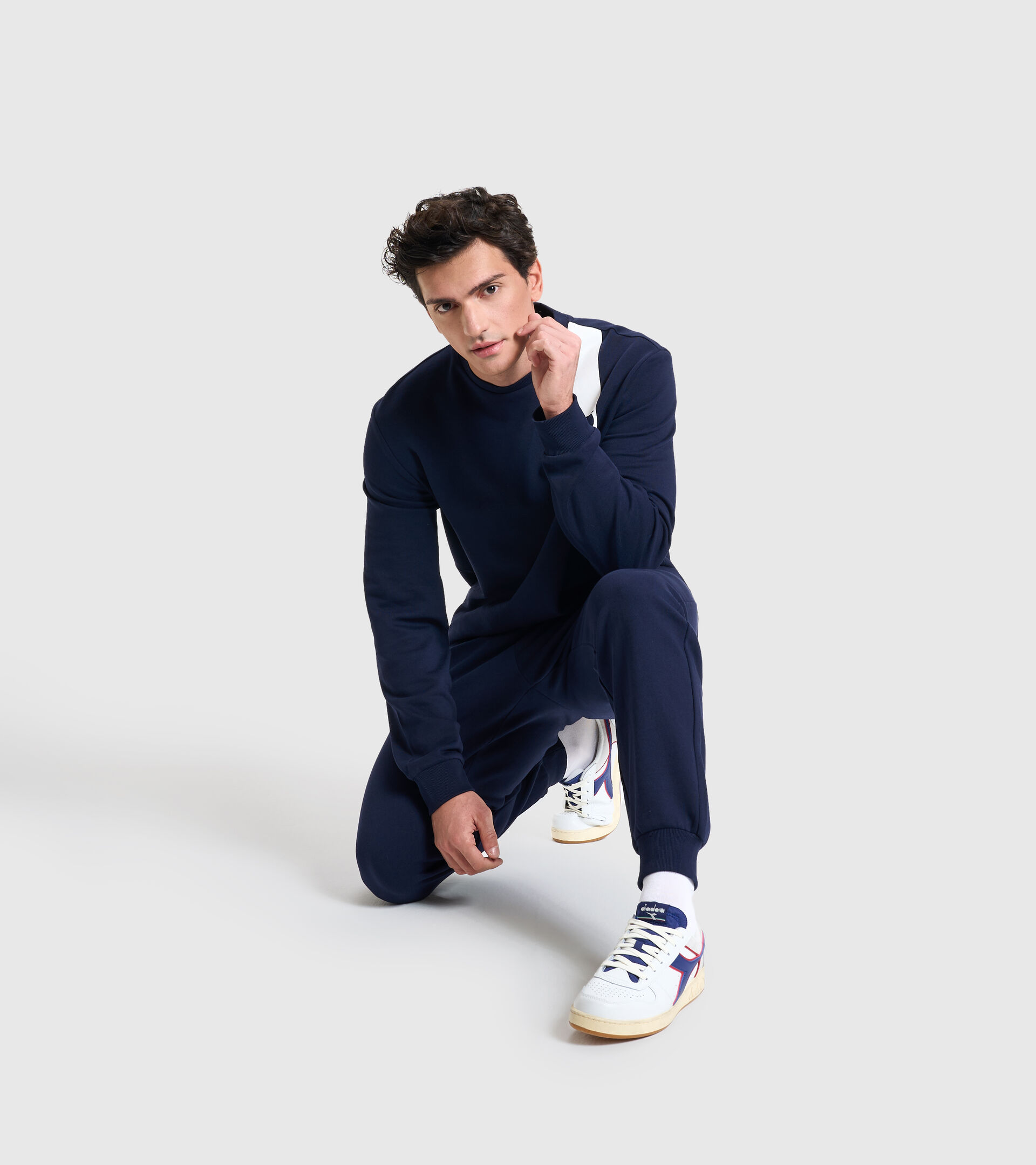 Crew-neck sweatshirt - Unisex SWEATSHIRT CREW ICON CLASSIC NAVY - Diadora