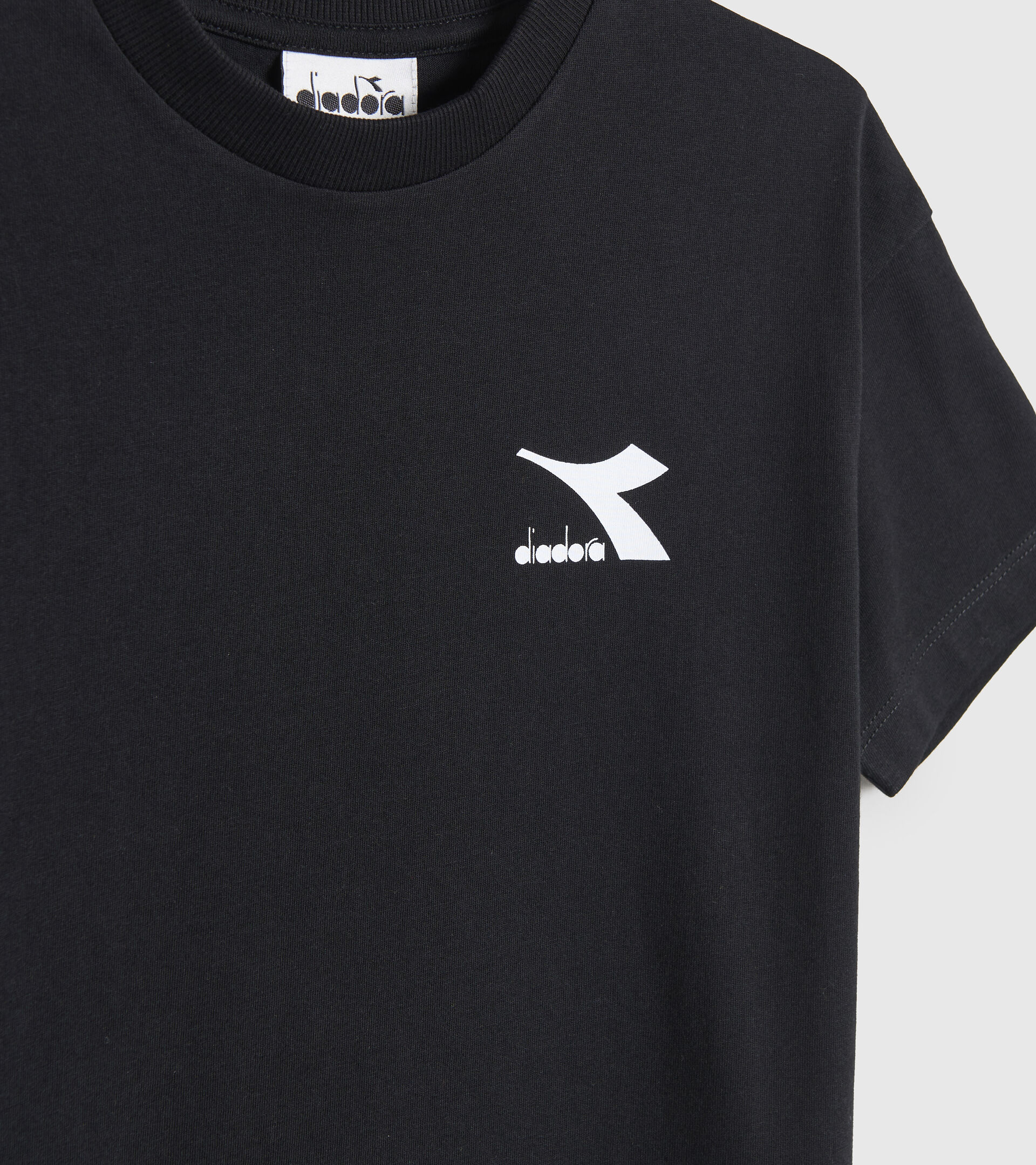 Camiseta de algodón juvenil - Unisex JU.T-SHIRT SS RAINBOW NEGRO - Diadora