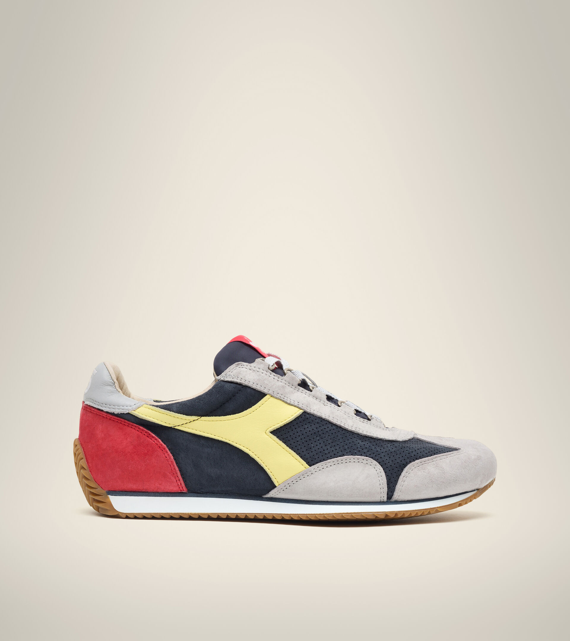 Heritage shoe - Unisex EQUIPE SUEDE SW BLUE DENIM/HIGH RISE - Diadora