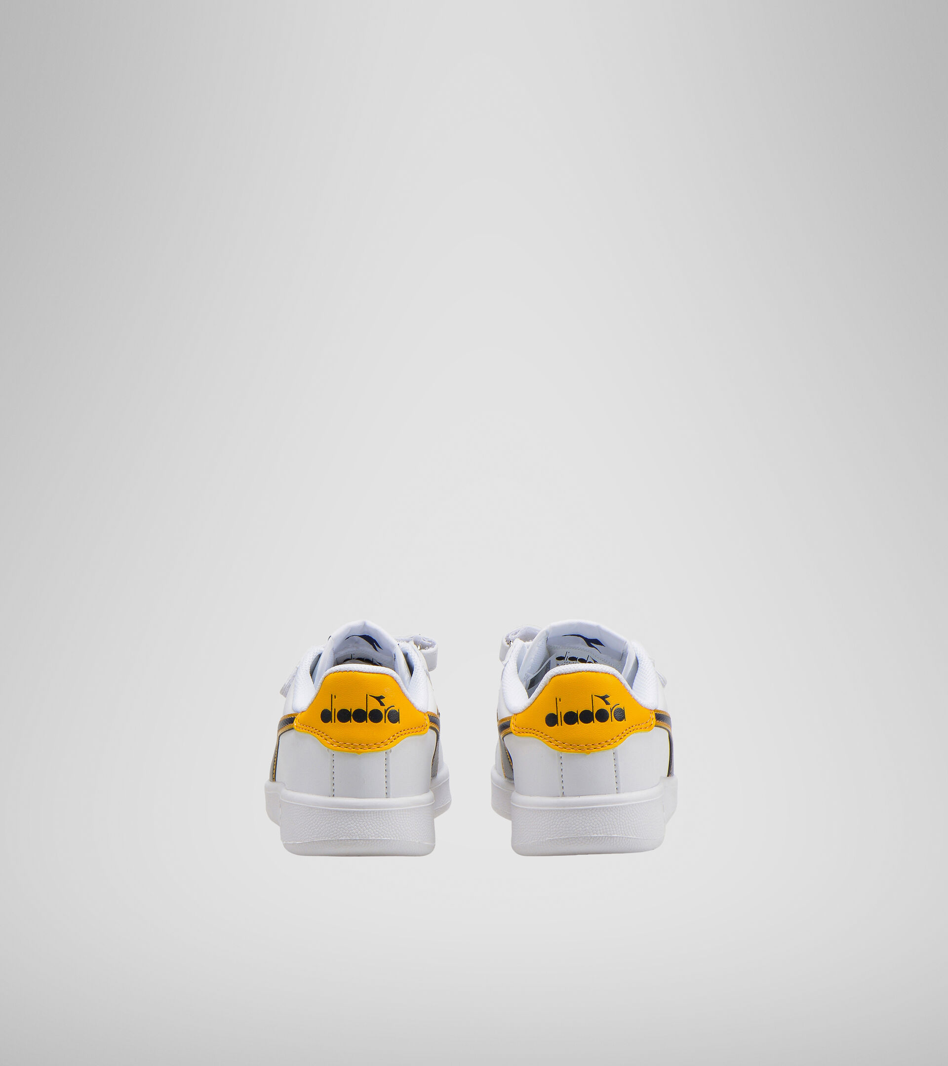 Sports shoes - Kids 4-8 years GAME P PS WHITE/BLACK IRIS/GOLD FUSION - Diadora
