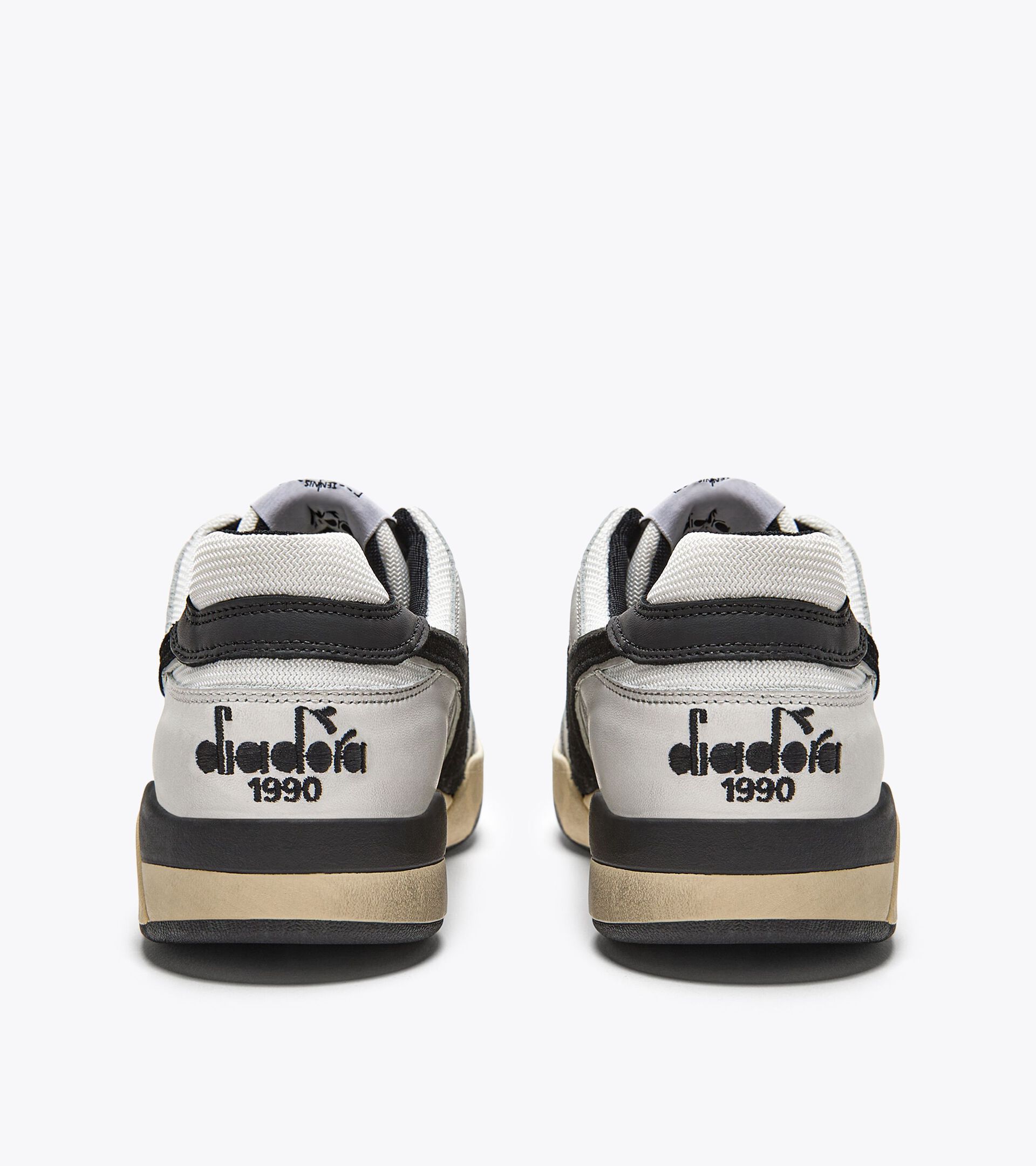 Heritage shoe - Unisex B.560 USED WHITE/BLACK - Diadora