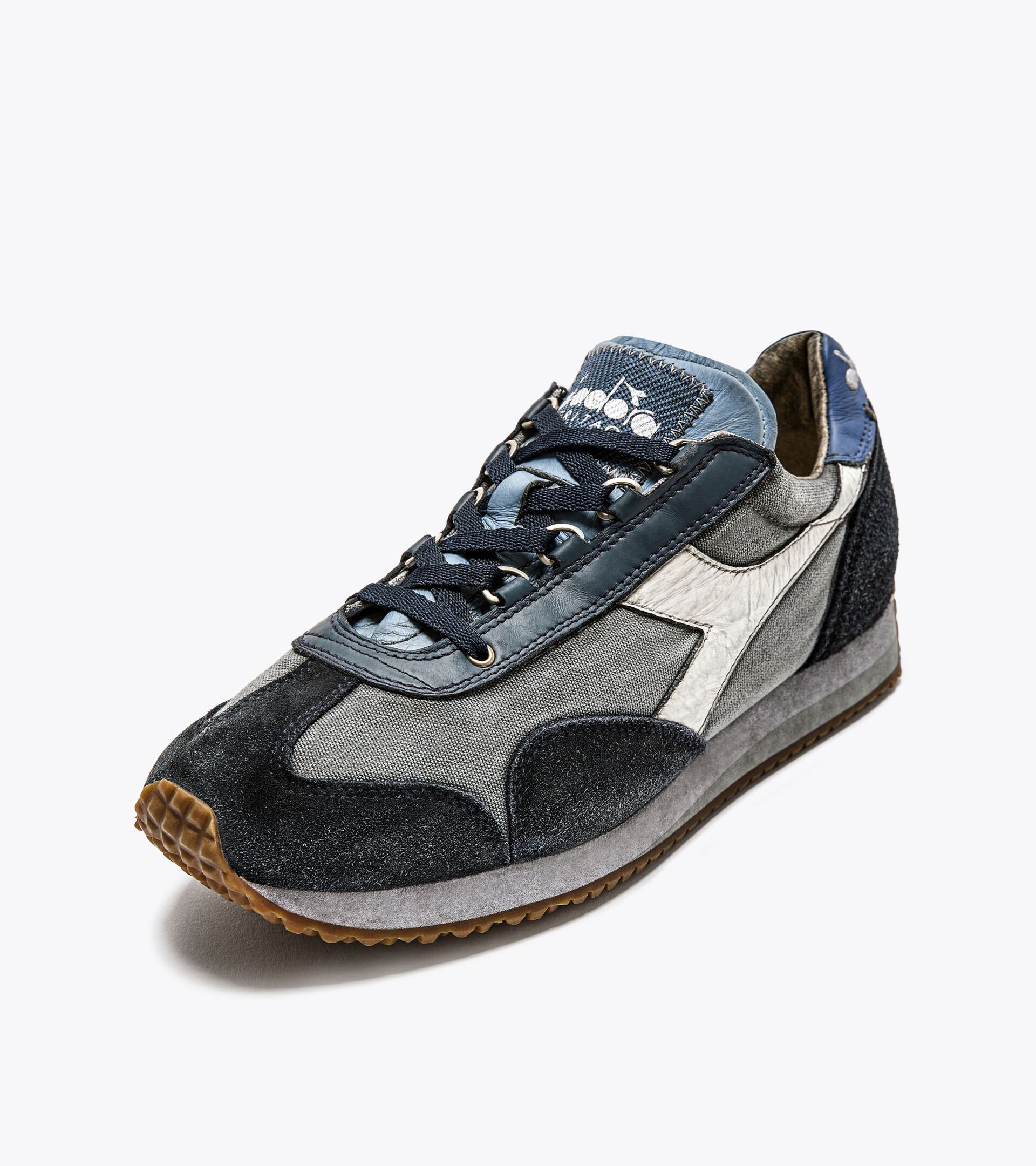 Heritage shoe - Gender neutral EQUIPE H DIRTY STONE WASH EVO BLUE FOG - Diadora