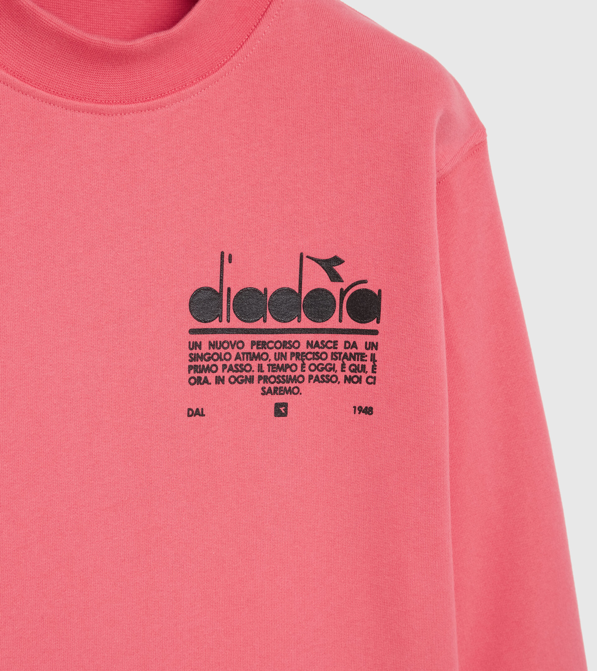 Cotton sweatshirt - Women’s L. SWEATSHIRT CREW MANIFESTO TEA ROSE - Diadora