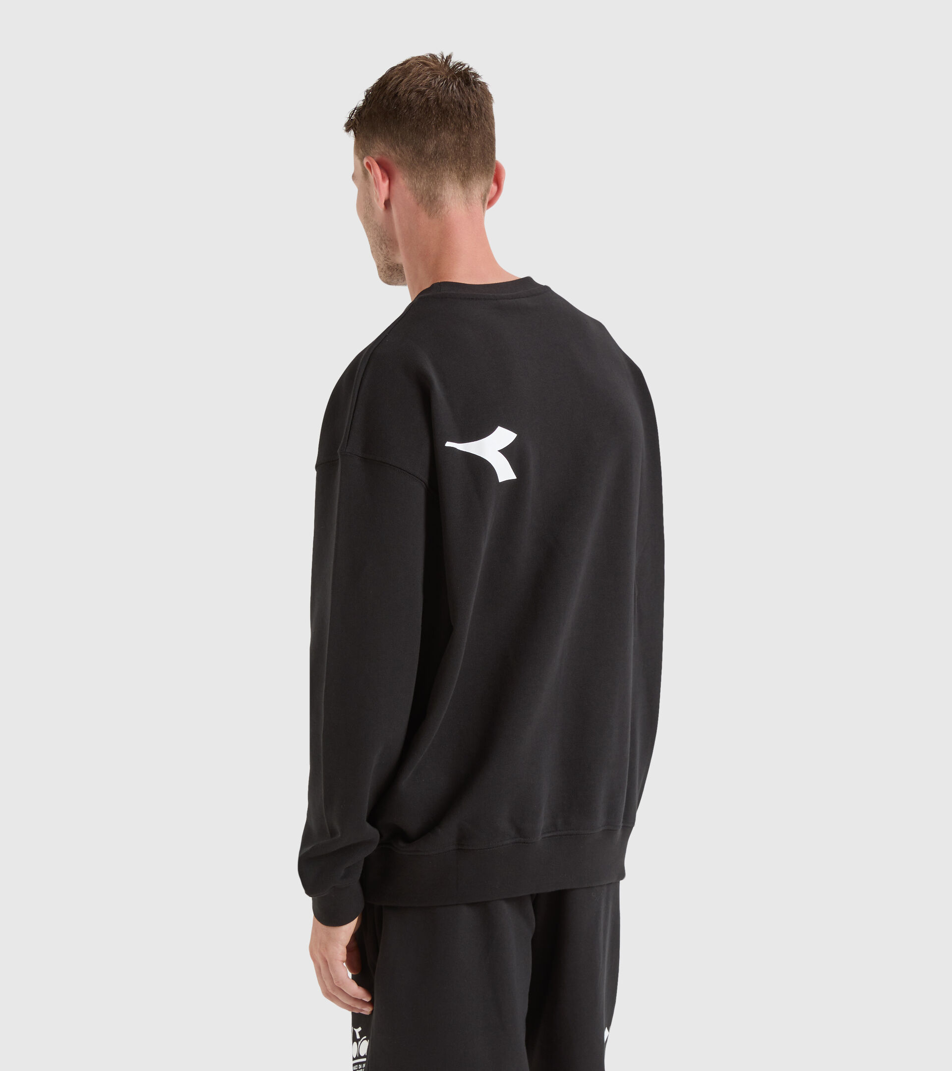 Sweatshirt aus Baumwolle - Unisex SWEATSHIRT CREW MANIFESTO SCHWARZ - Diadora