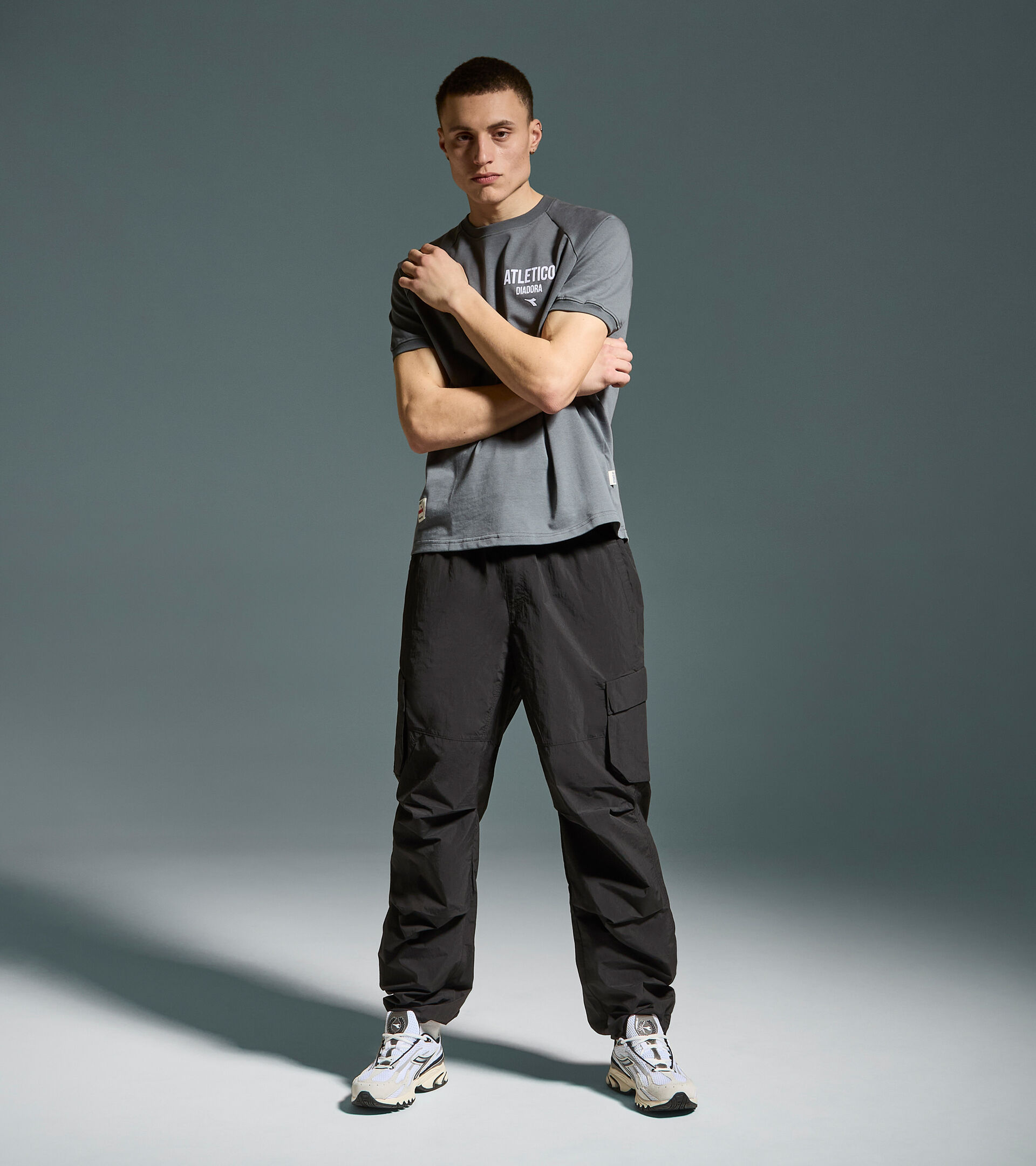 T-shirt Legacy - Made in Italy - Pour tous les genres T-SHIRT SS LEGACY ROCHE DE CHATEAU - Diadora