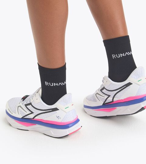 RUN SOCKS RUNAWAY, BLACK Running socks Runaway - All gender RUN SOCKS RUNAWAY BLACK - Diadora