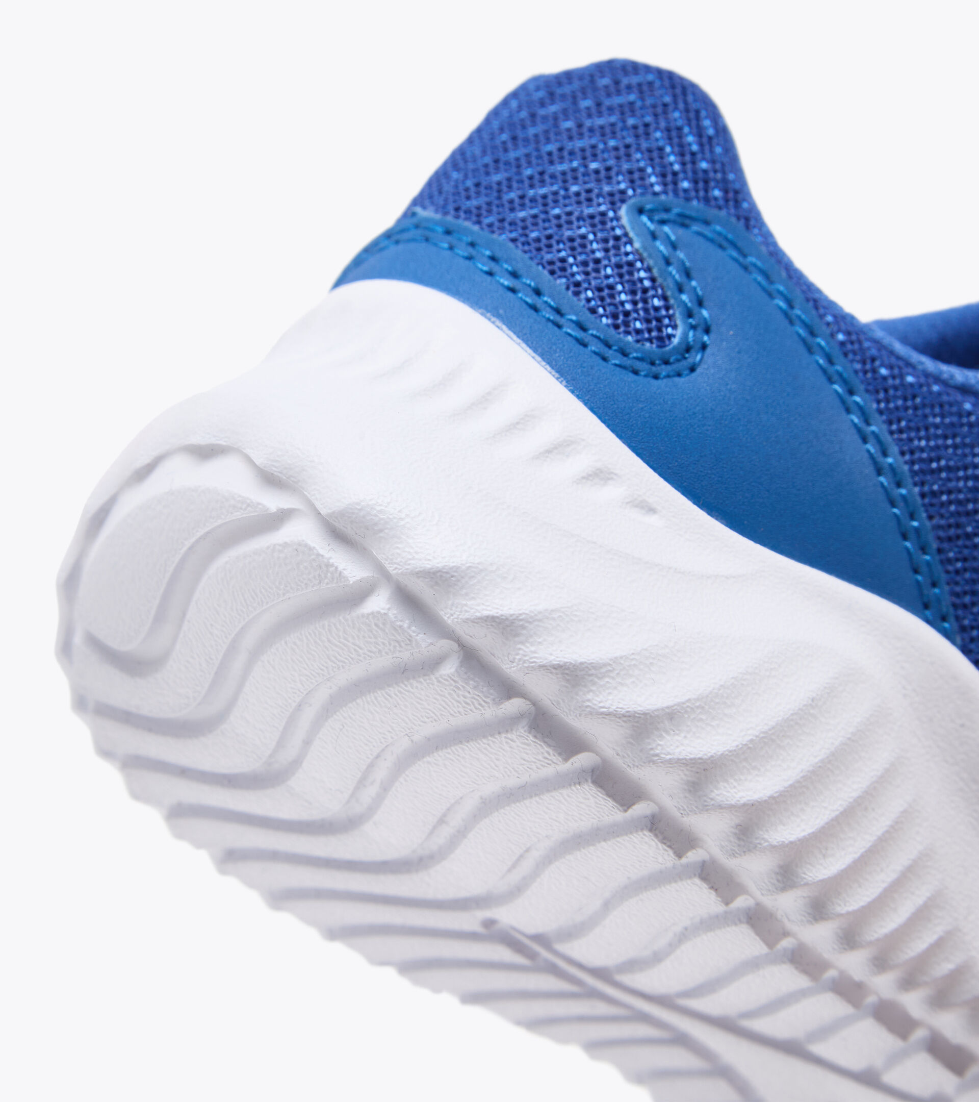 Junior lace-up running shoe - Unisex ROBIN 3 JR FEDERAL BLUE/WHITE - Diadora