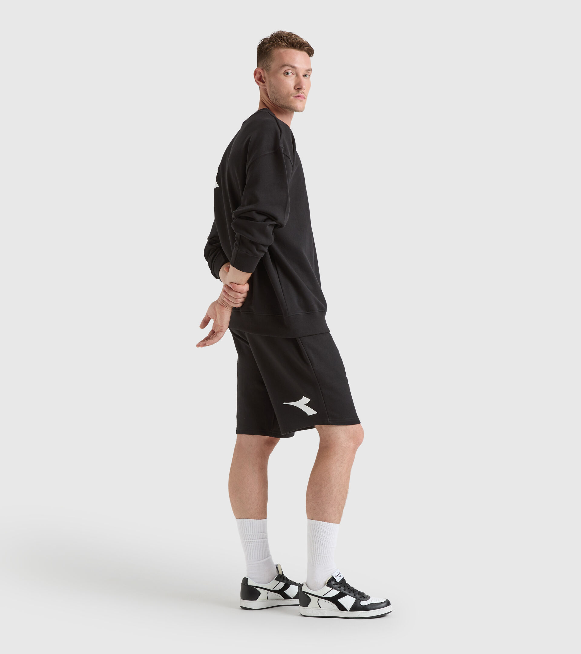 Cotton sweatshirt - Unisex SWEATSHIRT CREW MANIFESTO BLACK - Diadora