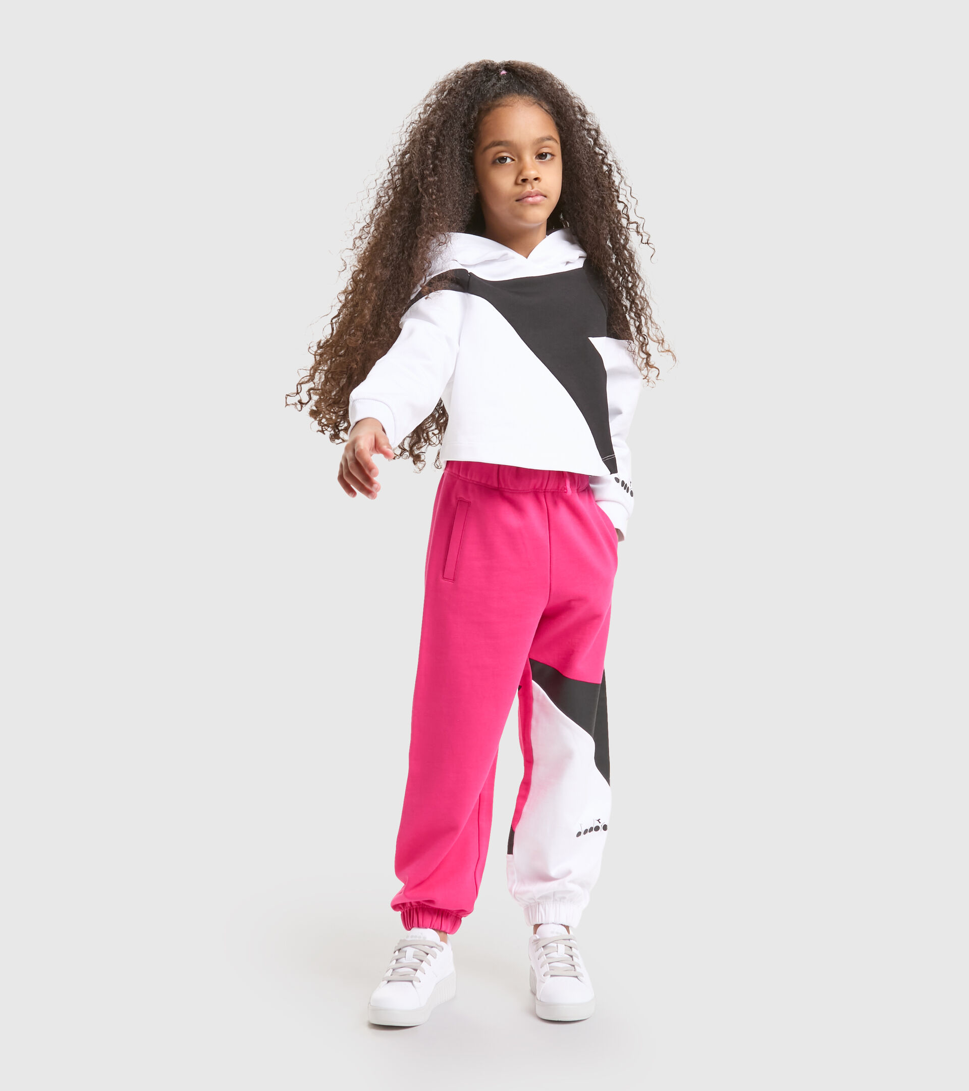 Cotton sports sweatshirt - Girls JG.HOODIE CROP POWER LOGO OPTICAL WHITE - Diadora