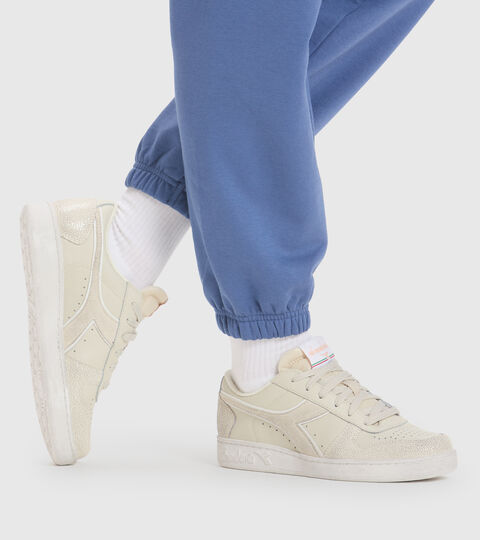 MAGIC BASKET LOW ICONA WN, BEIGE ALABASTRO Scarpa sportiva - Donna MAGIC BASKET LOW ICONA WN BEIGE ALABASTRO - Diadora